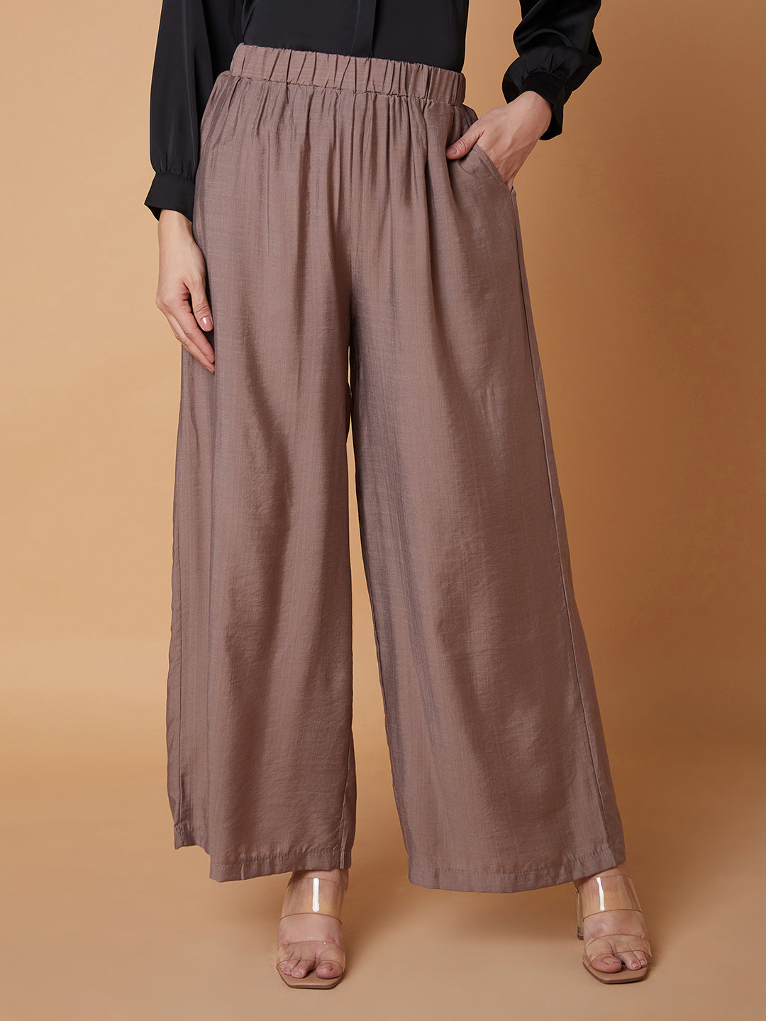 Women Solid Brown Pleated Loose Fit Trouser