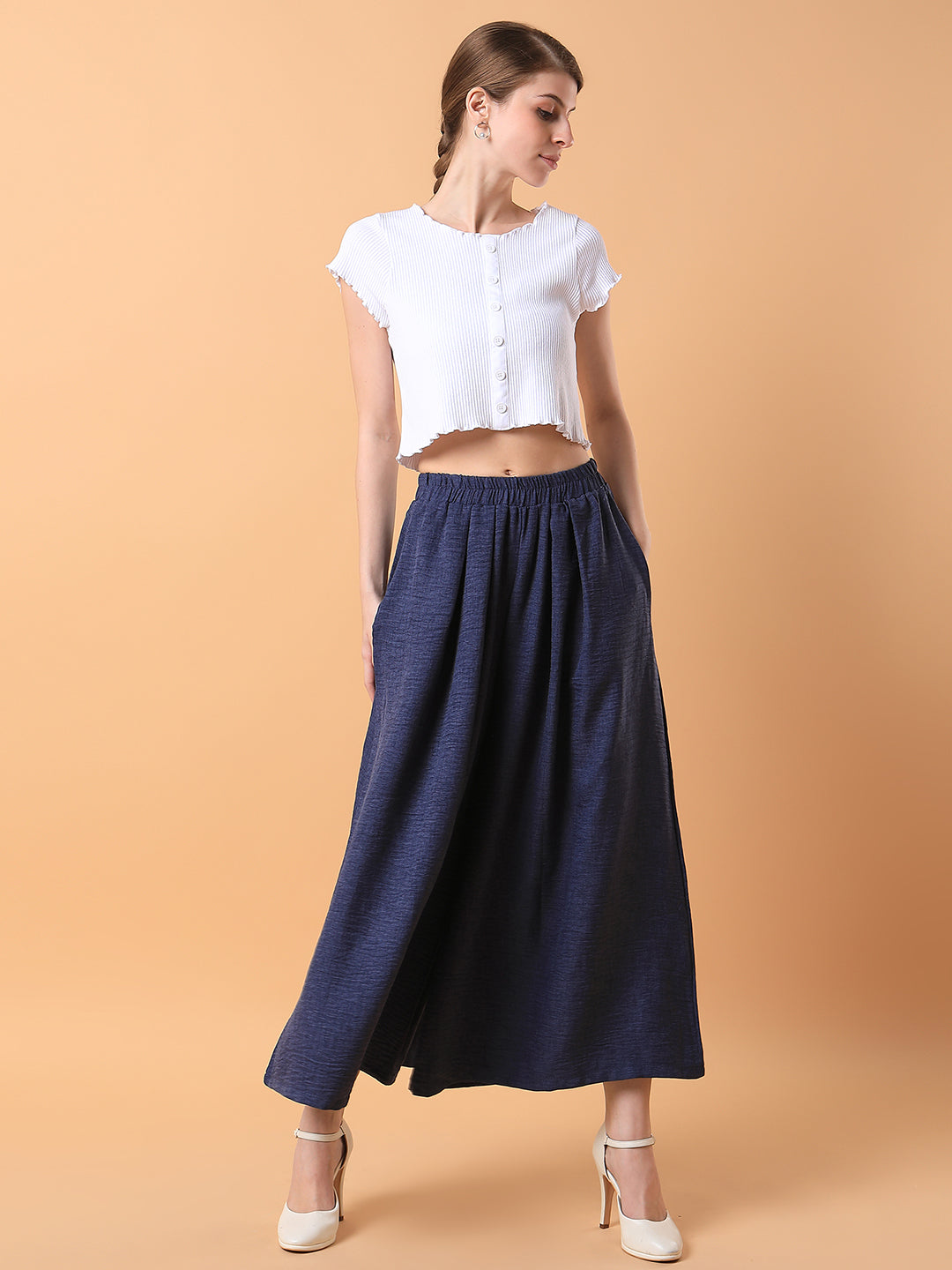 Women Solid Navy Blue Pleated Loose Fit Trouser