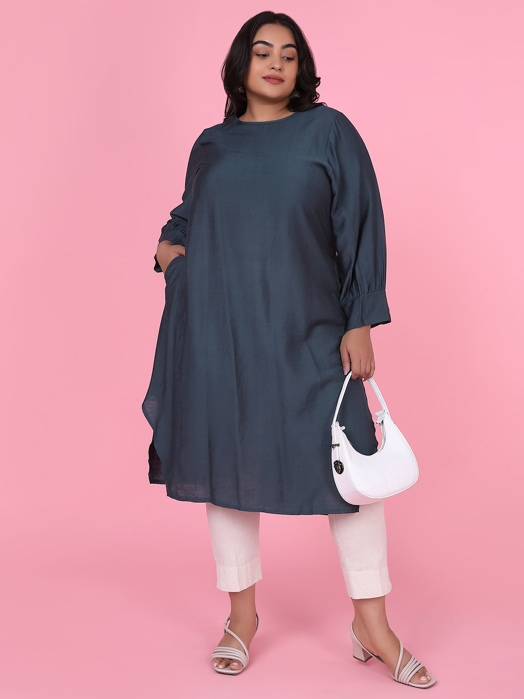 Women Solid Straight Teal Kurta