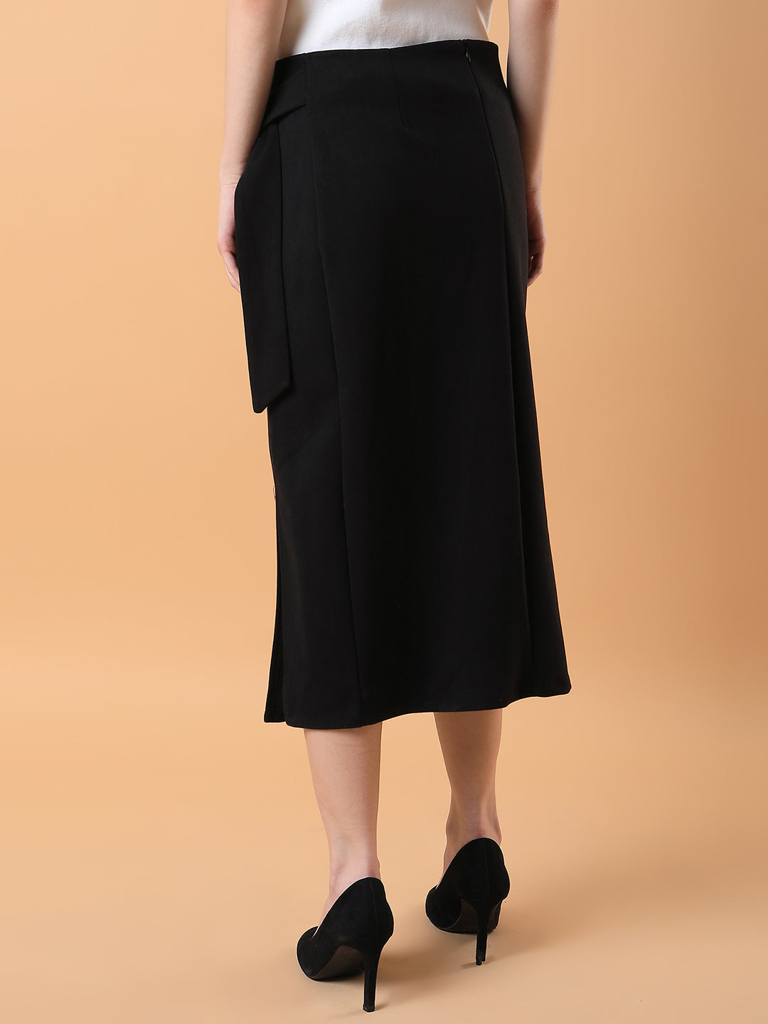 Women Solid Black Straight Midi Skirt