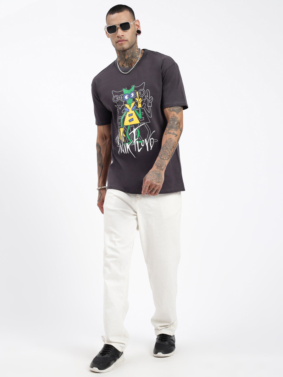 Men Graphic Grey Relaxed Fit T Shirt