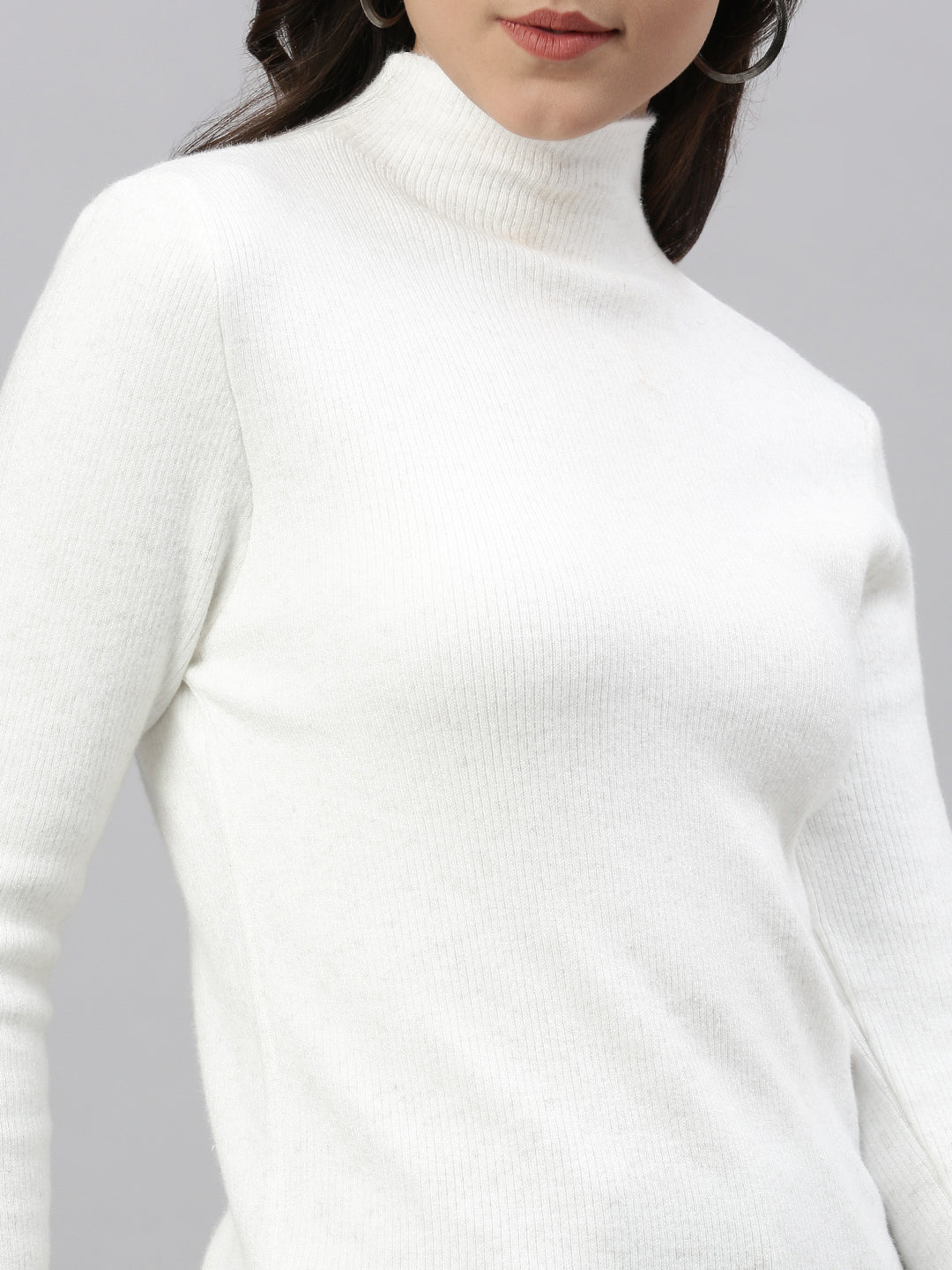 Women Solid White Top