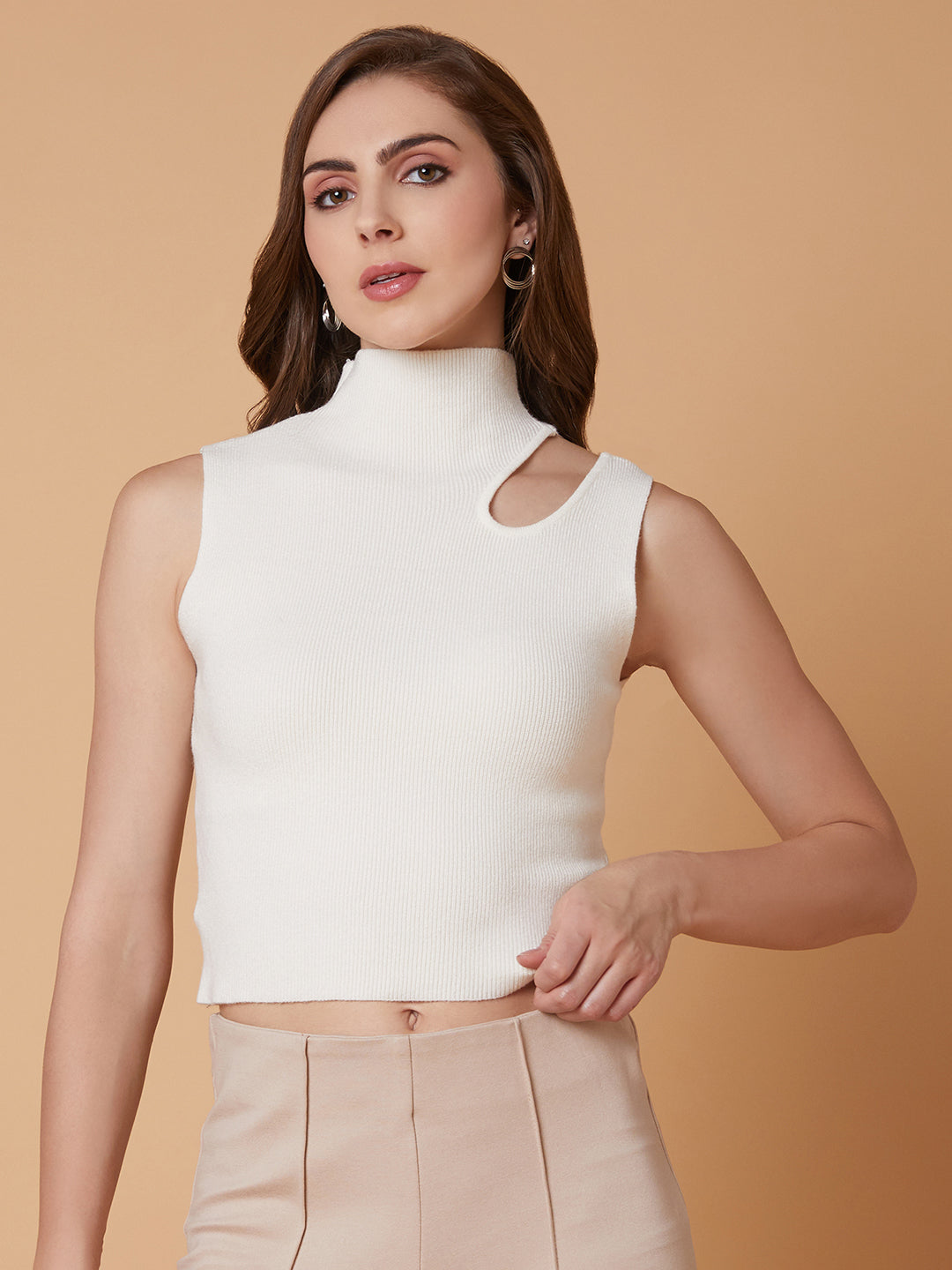 Women Solid Cream Fitted Crop Top