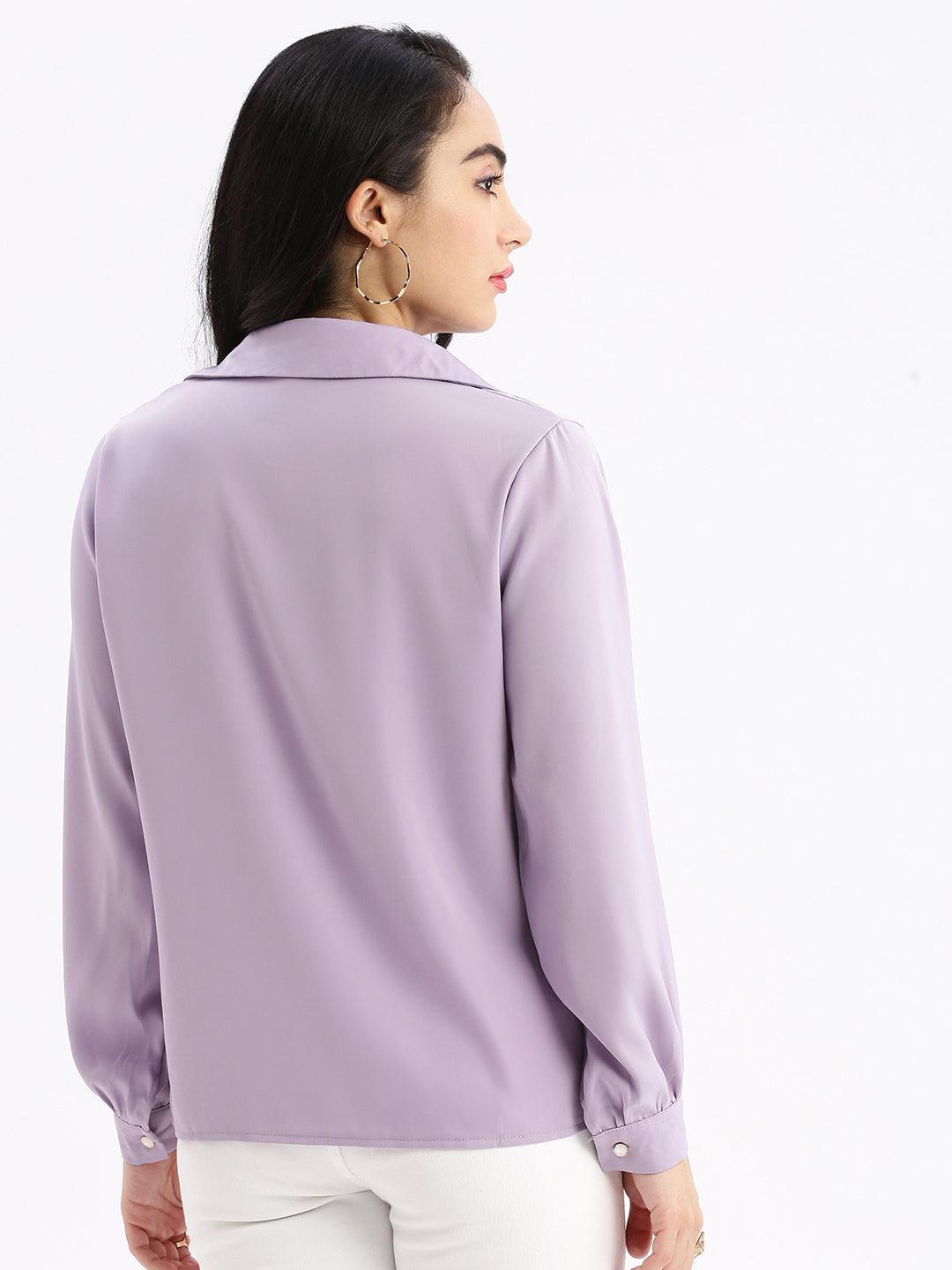 Women Solid Lavender Top with Neck Chain