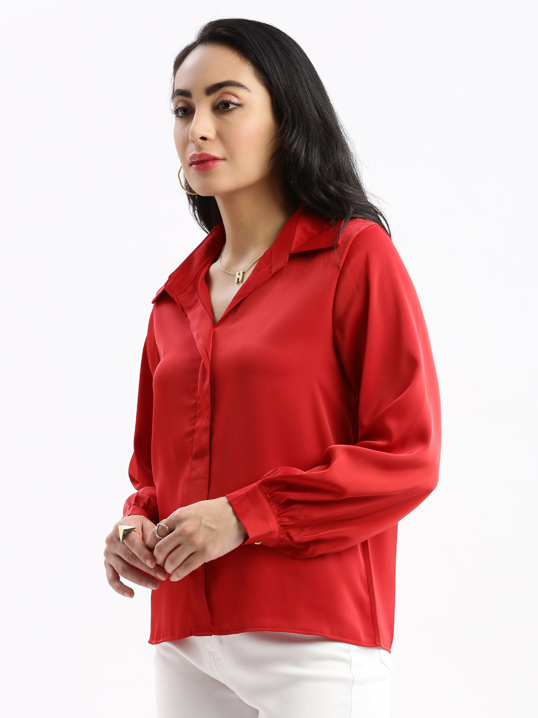 Women Solid Red Top with Neck Chain