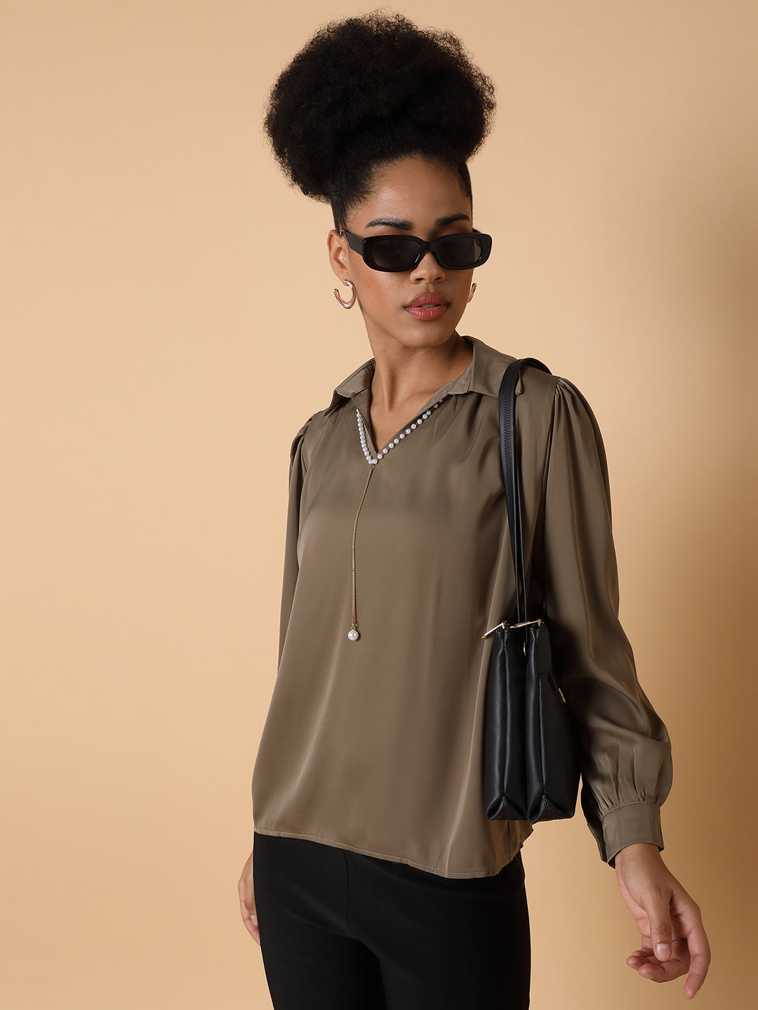 Women Solid Olive Top with Neck Chain