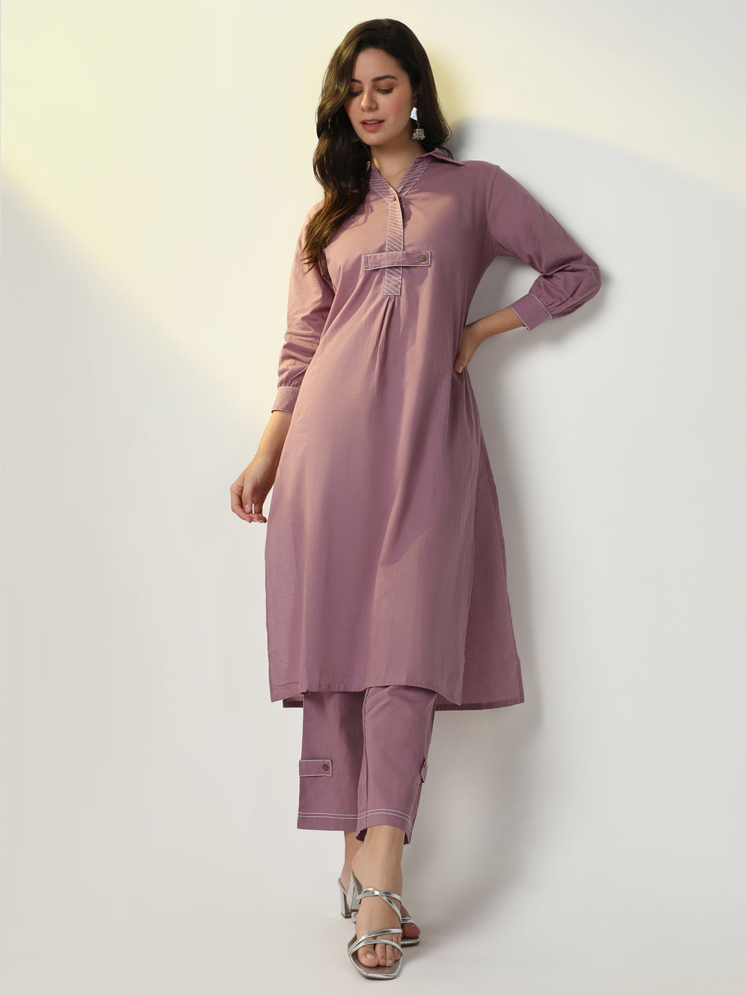 Women Lavender Solid Straight Kurta Set