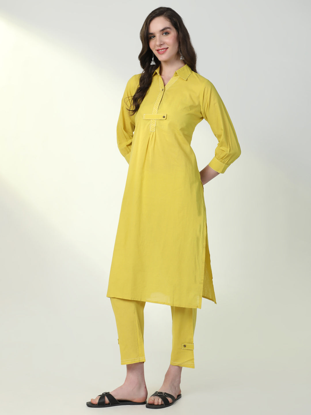 Women Yellow Solid Straight Kurta Set