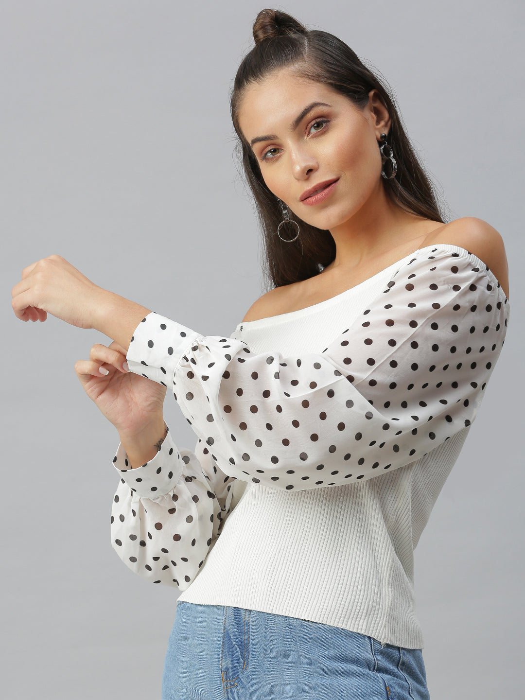 Women Off-Shoulder Solid Off White Fitted Top