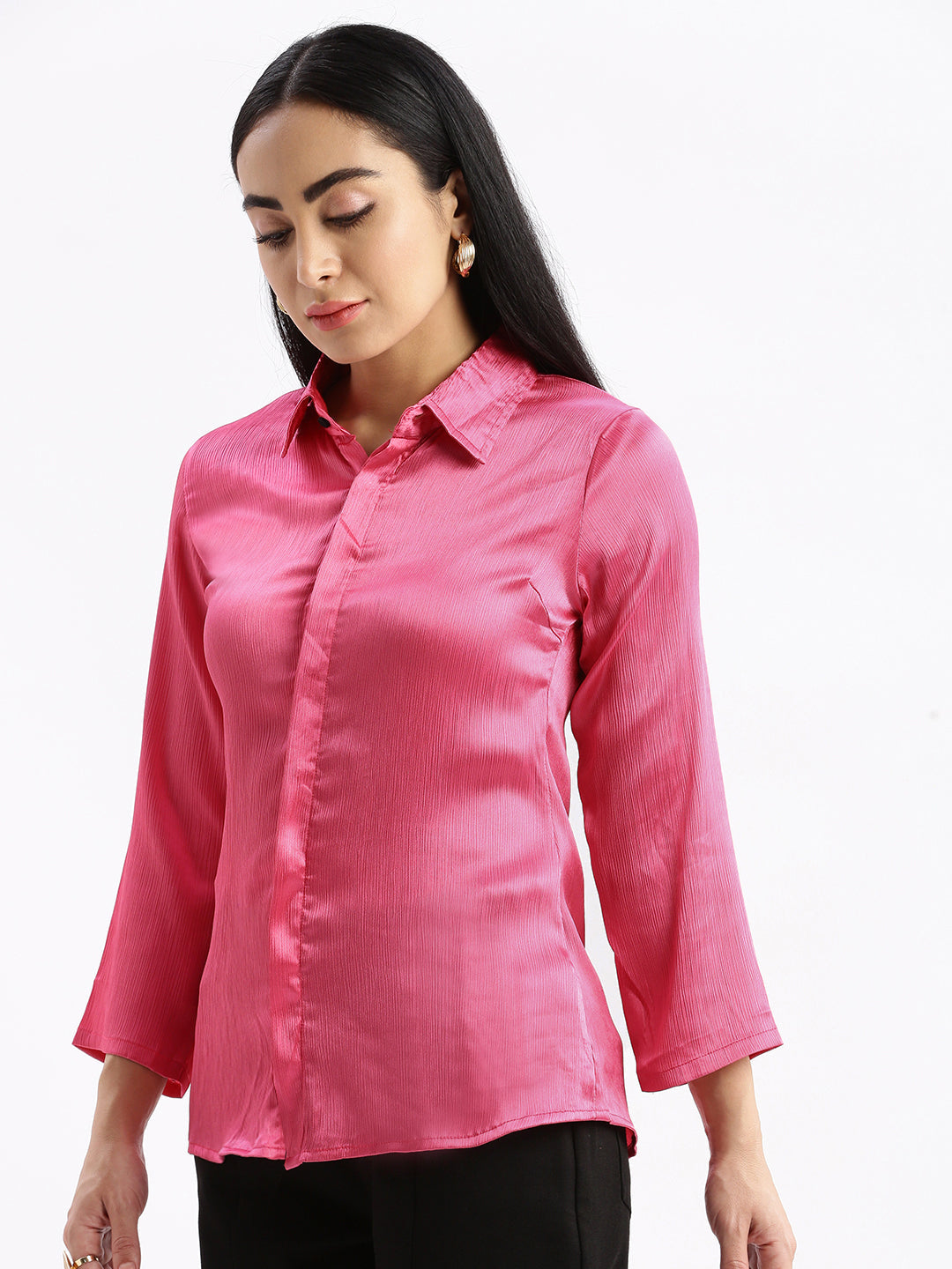 Women Solid Pink Slim Fit Shirt