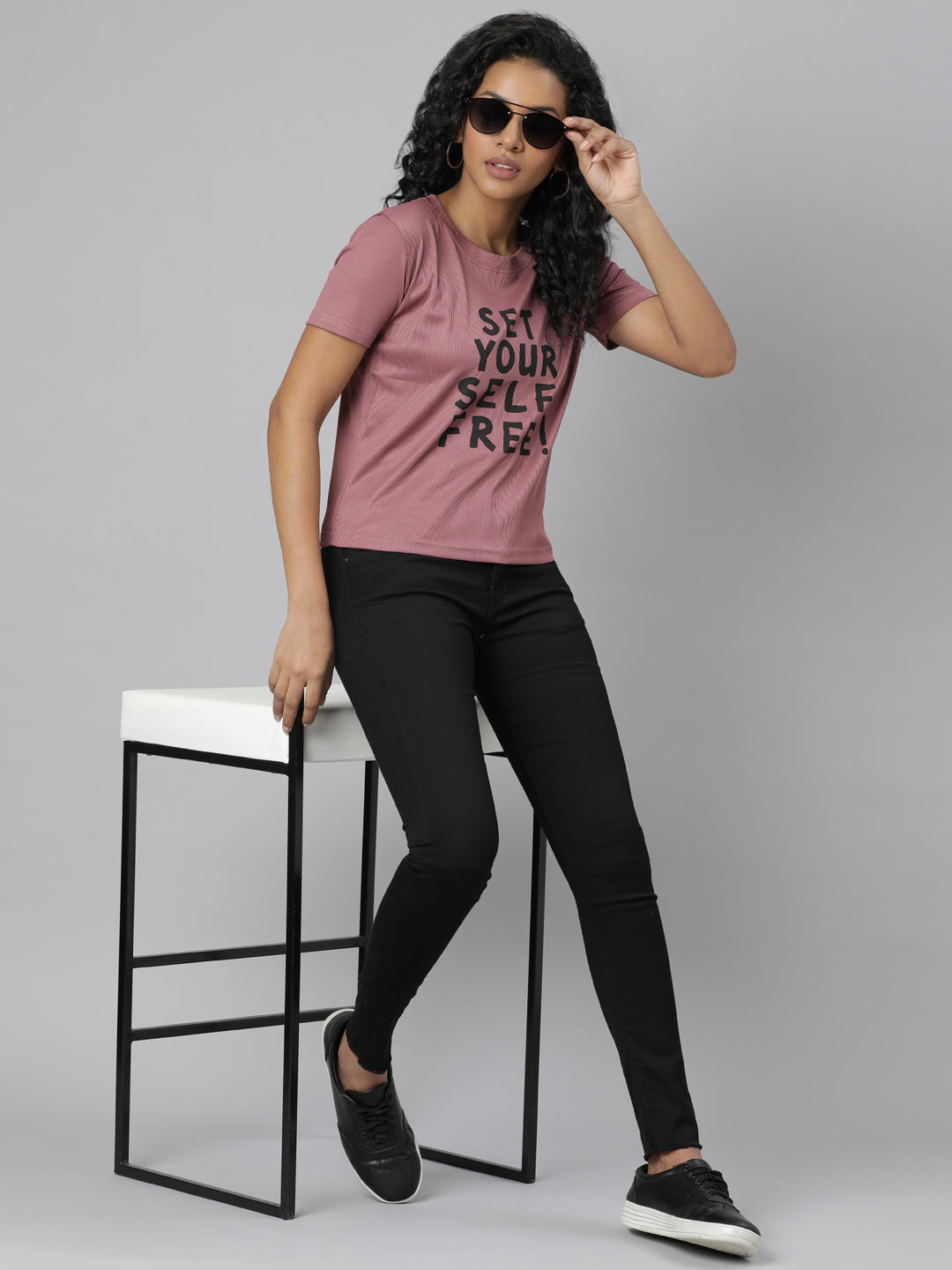 Women Mauve Fit Typography T Shirt