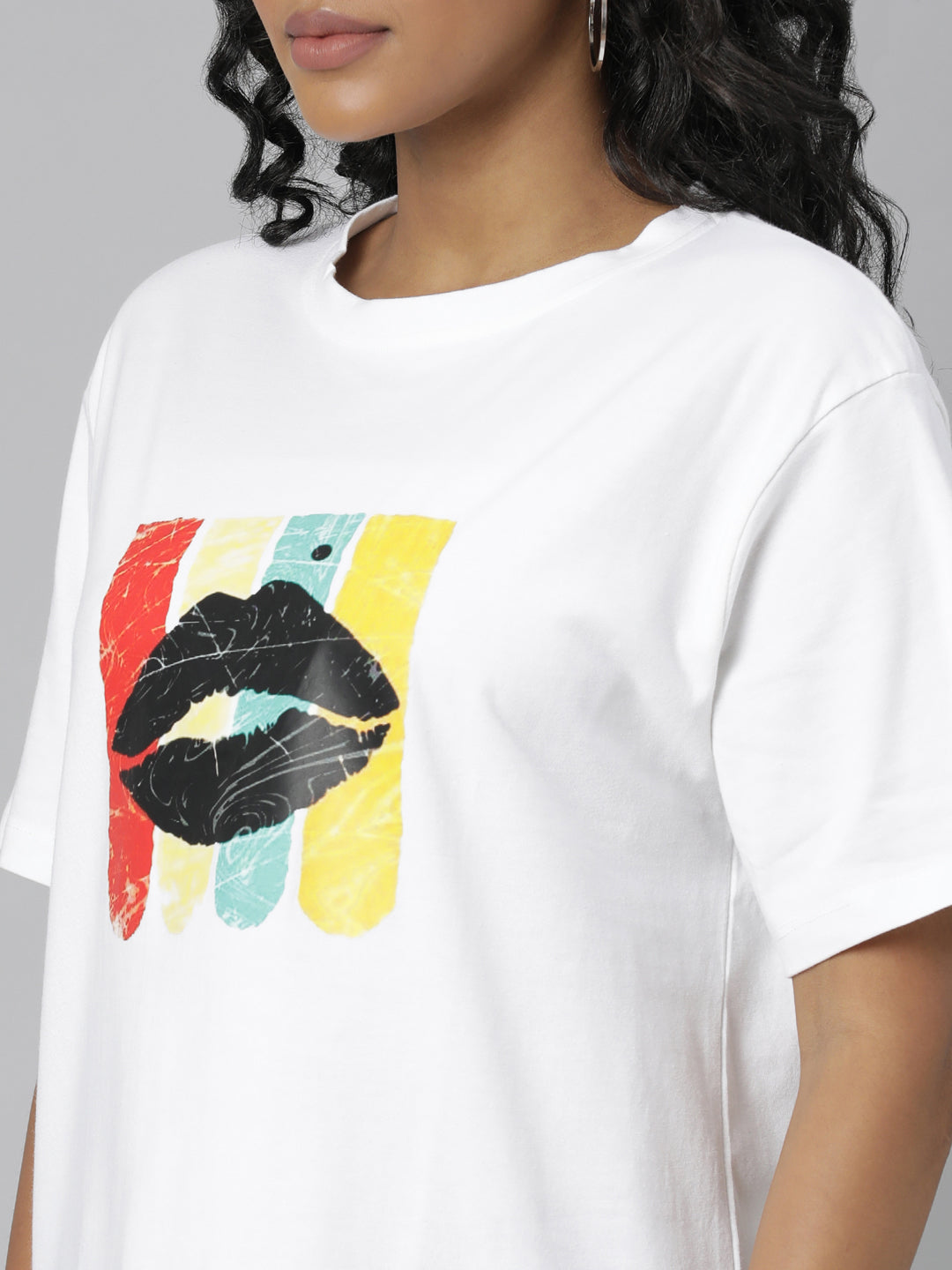 Women White Graphic T Shirt