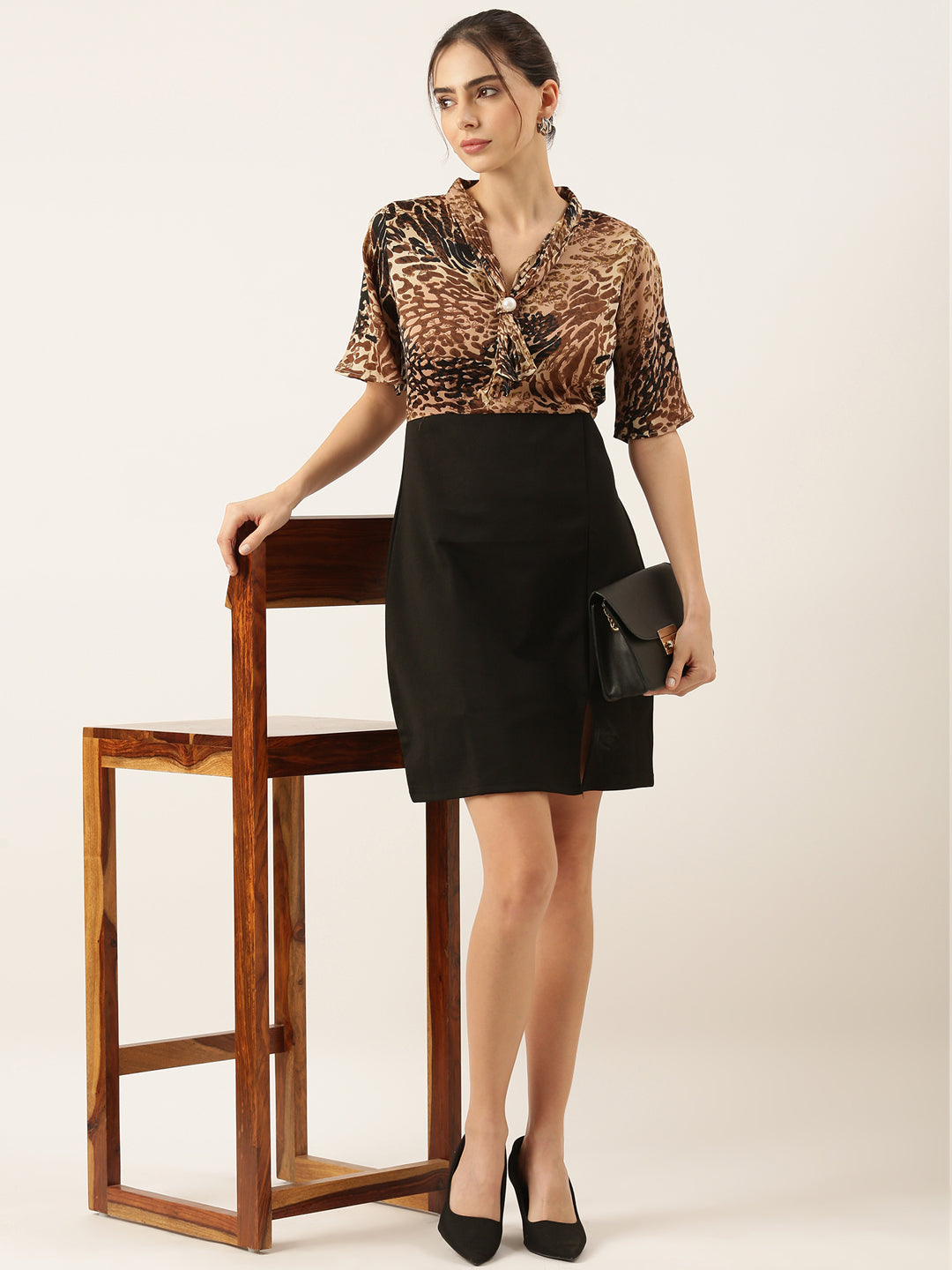 Women Graphic Brown Sheath Dress