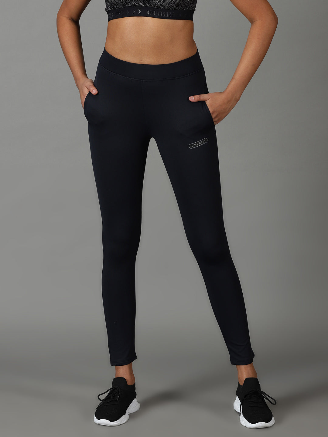 Women Solid Navy Blue Trackpant