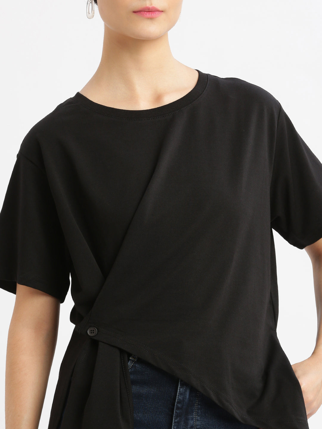 Women Solid Black Top