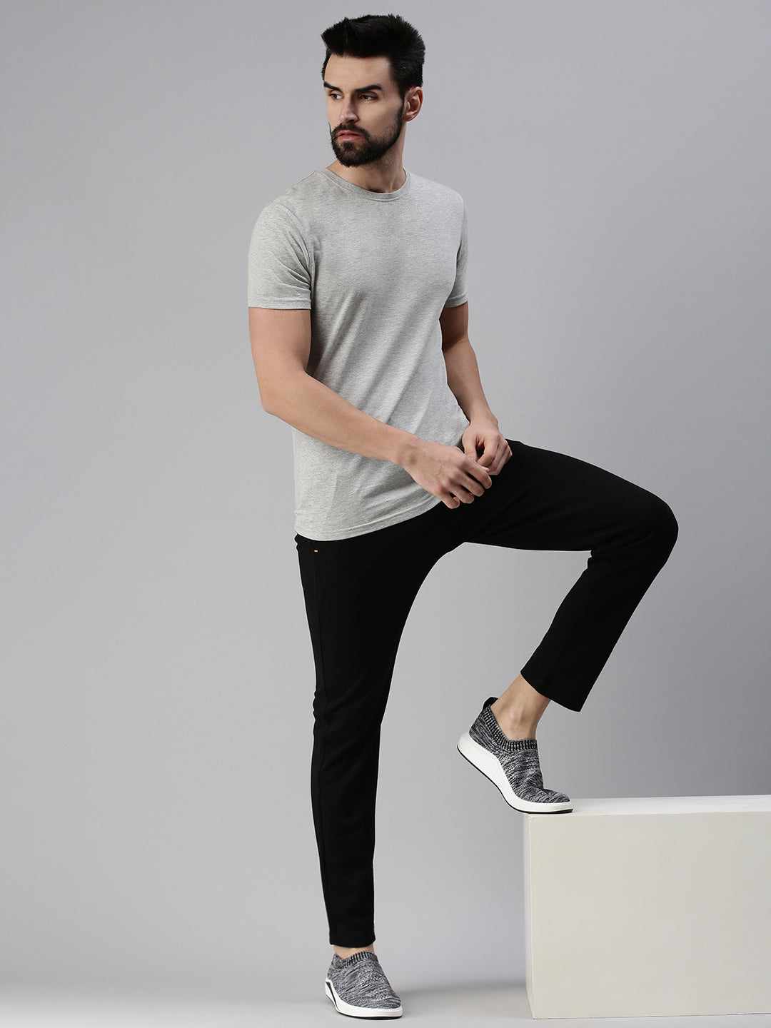 Men Solid Black Straight Fit Trackpant