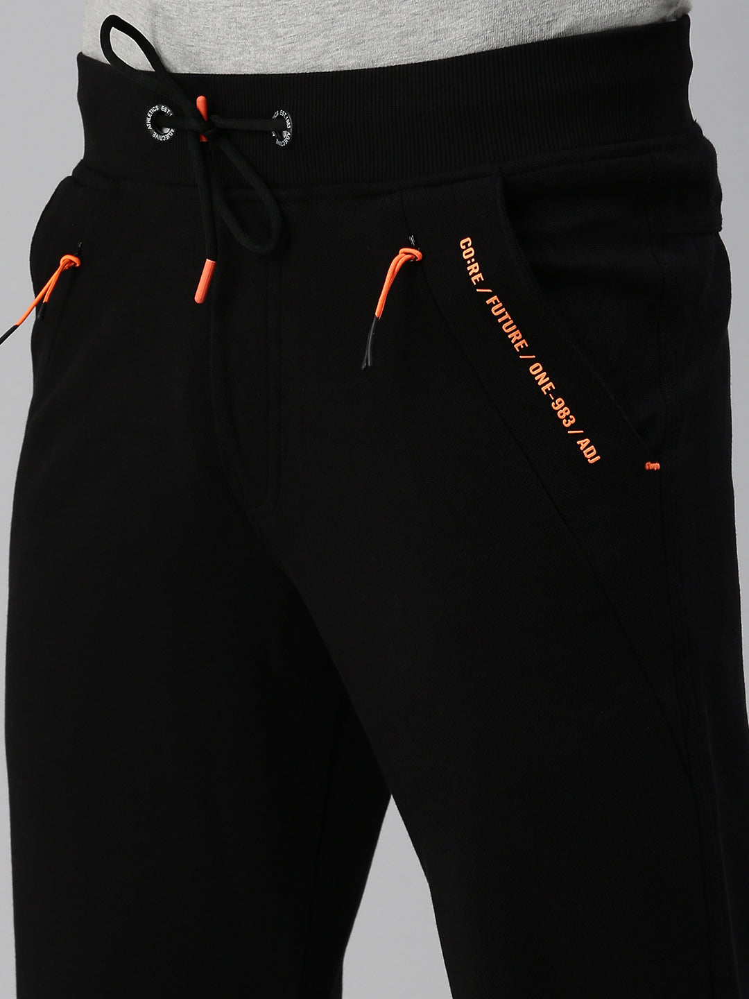 Men Solid Black Straight Fit Trackpant