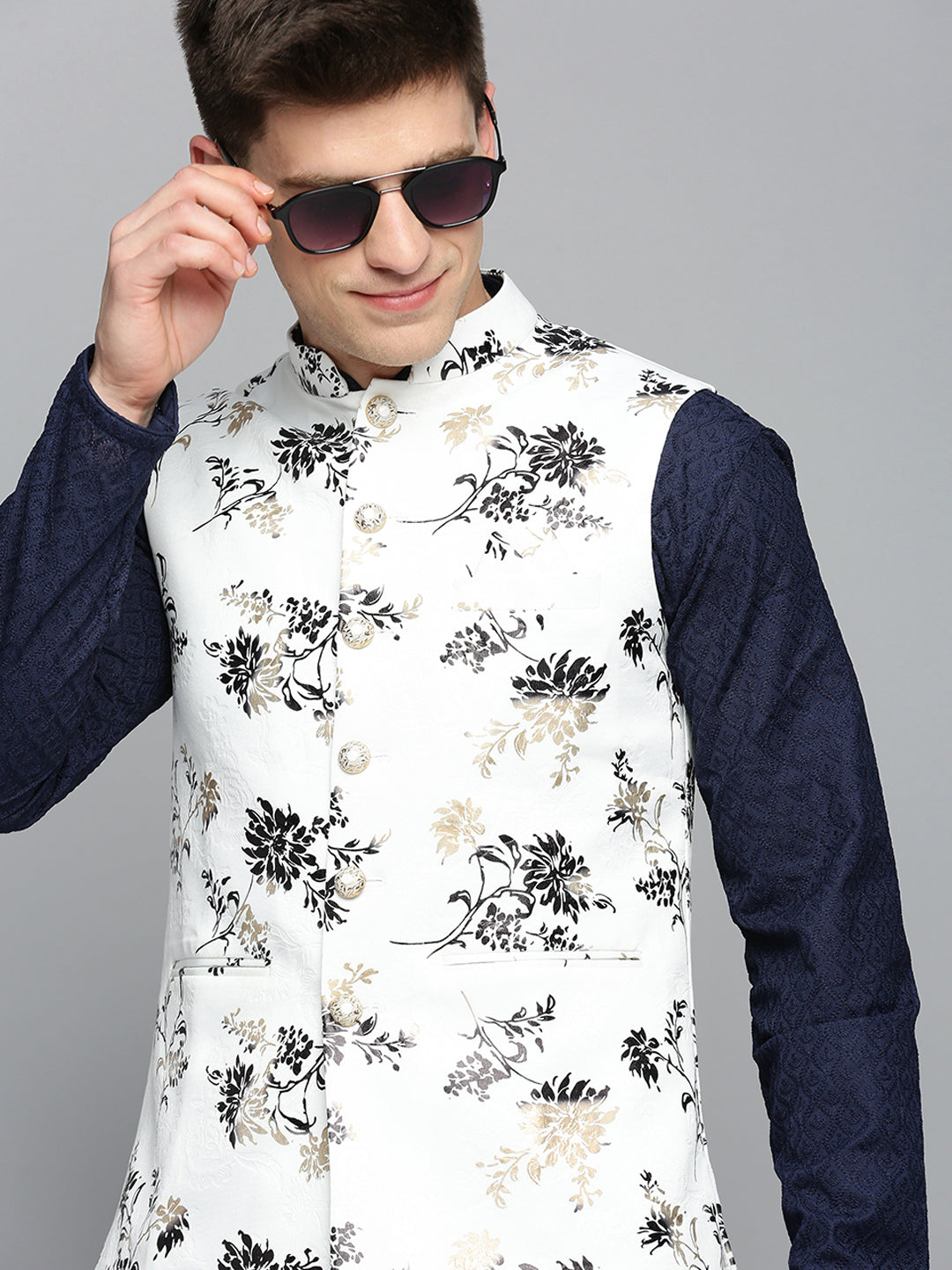 Men Mandarin Collar Printed White Nehru Jacket