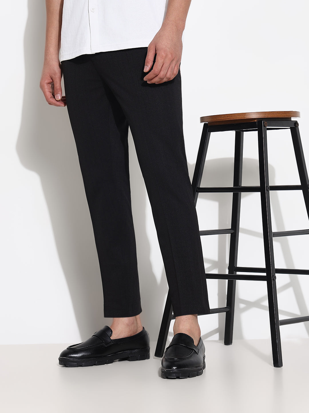 Men Black Solid Formal Trousers