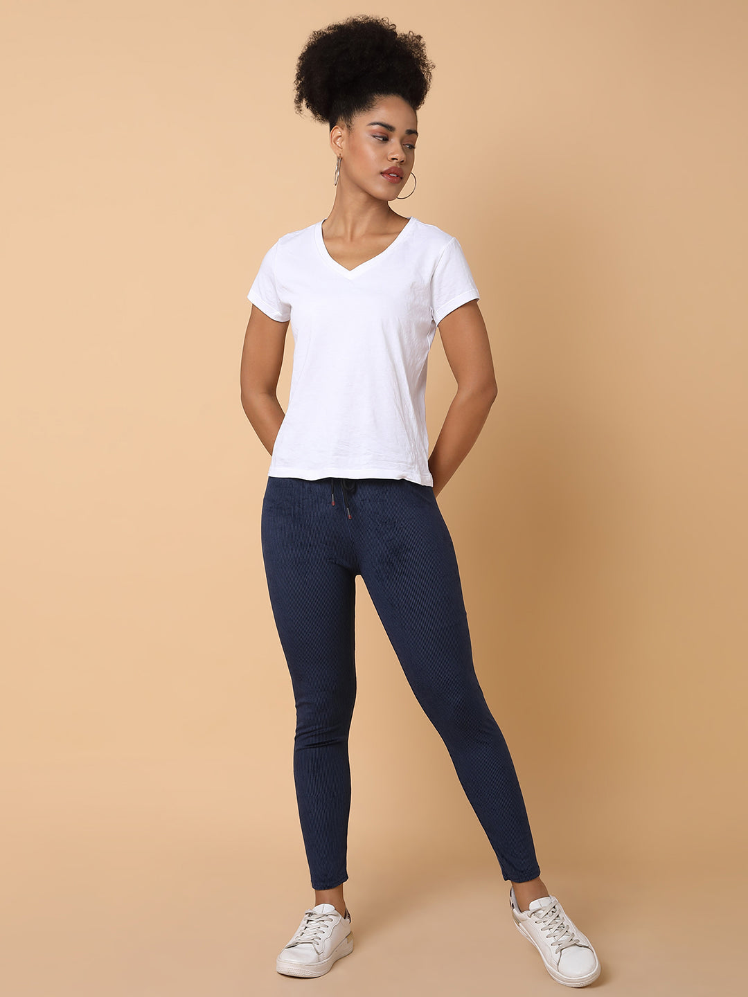 Women Solid Navy Blue Track Pant