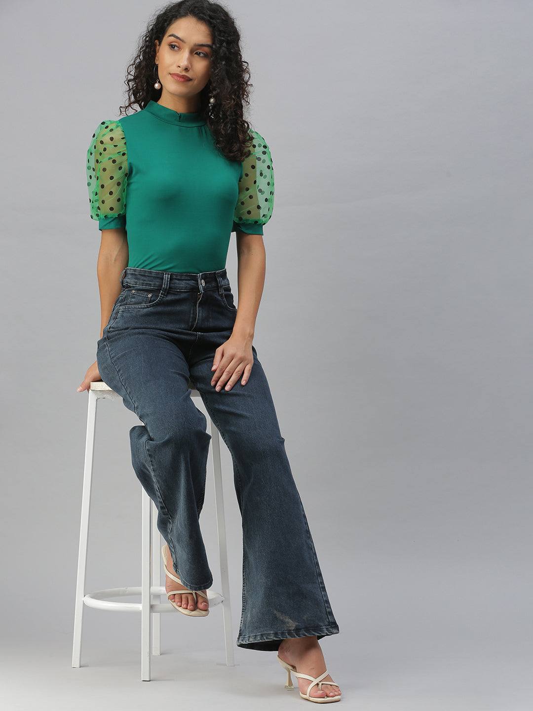 Women Solid Green Fitted Top