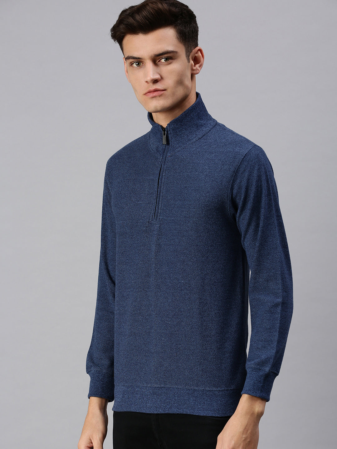 Men Solid Blue Sweatshirt