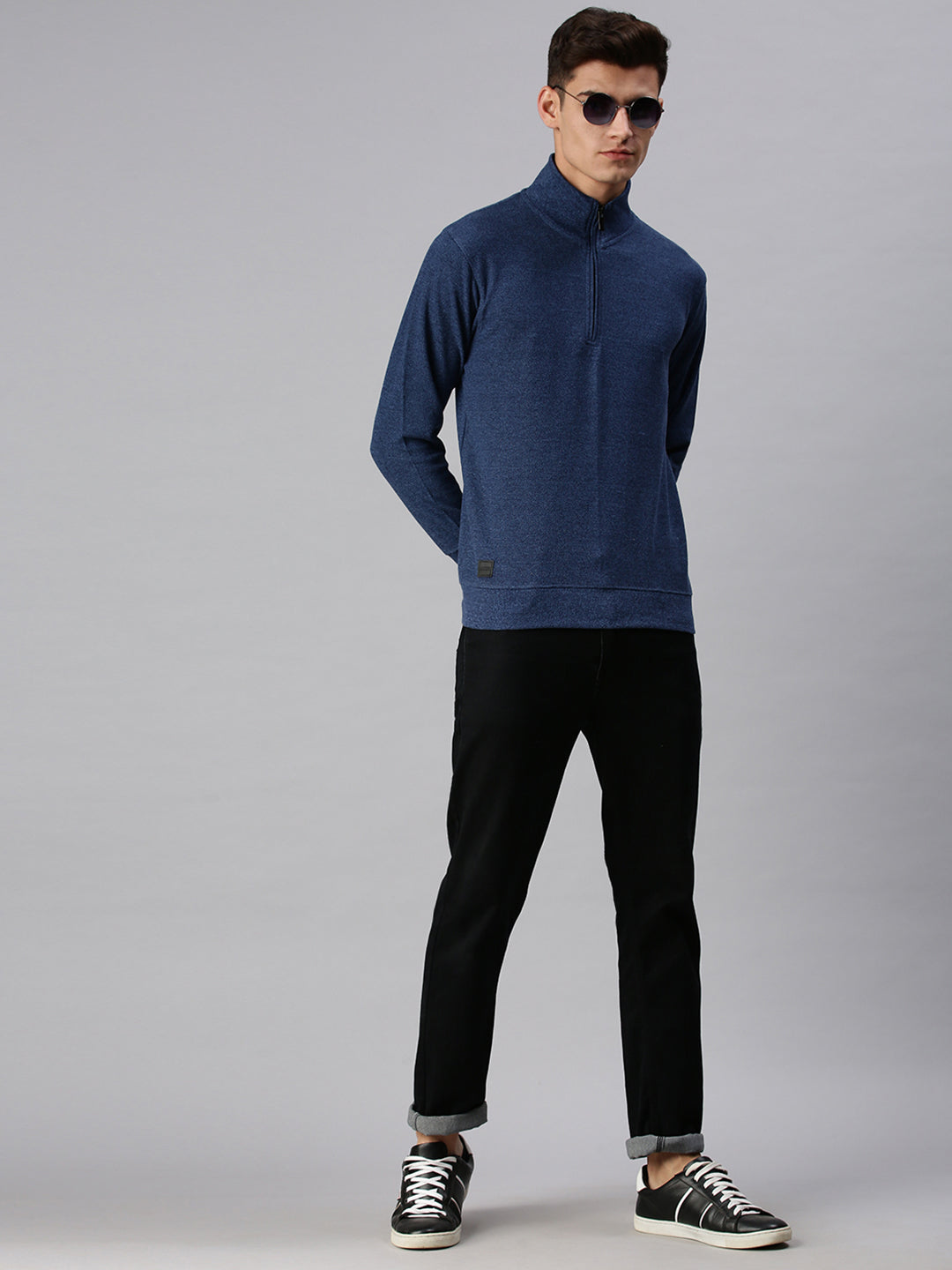 Men Solid Blue Sweatshirt