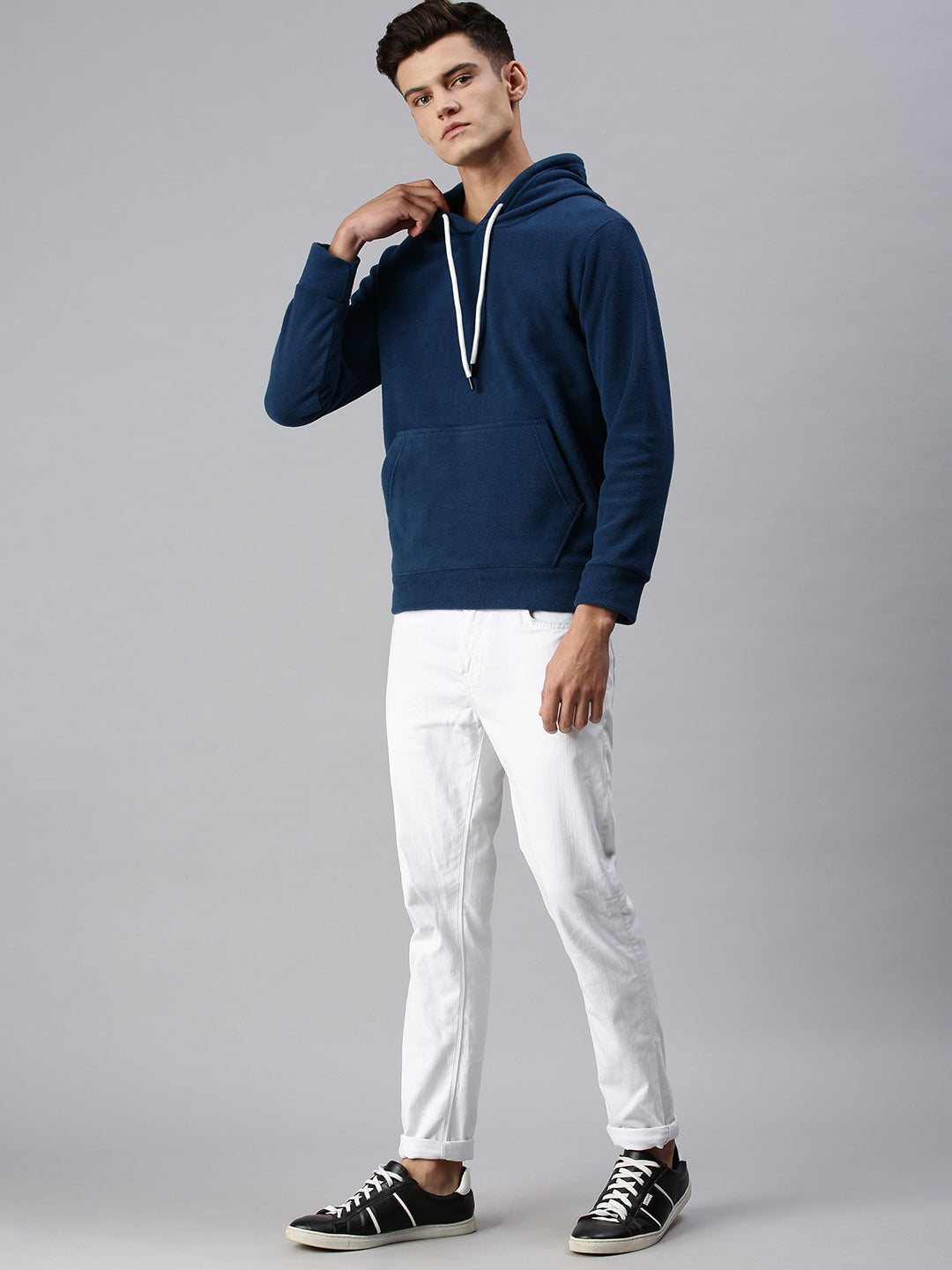 Men Hooded Solid Blue Sweatshirt