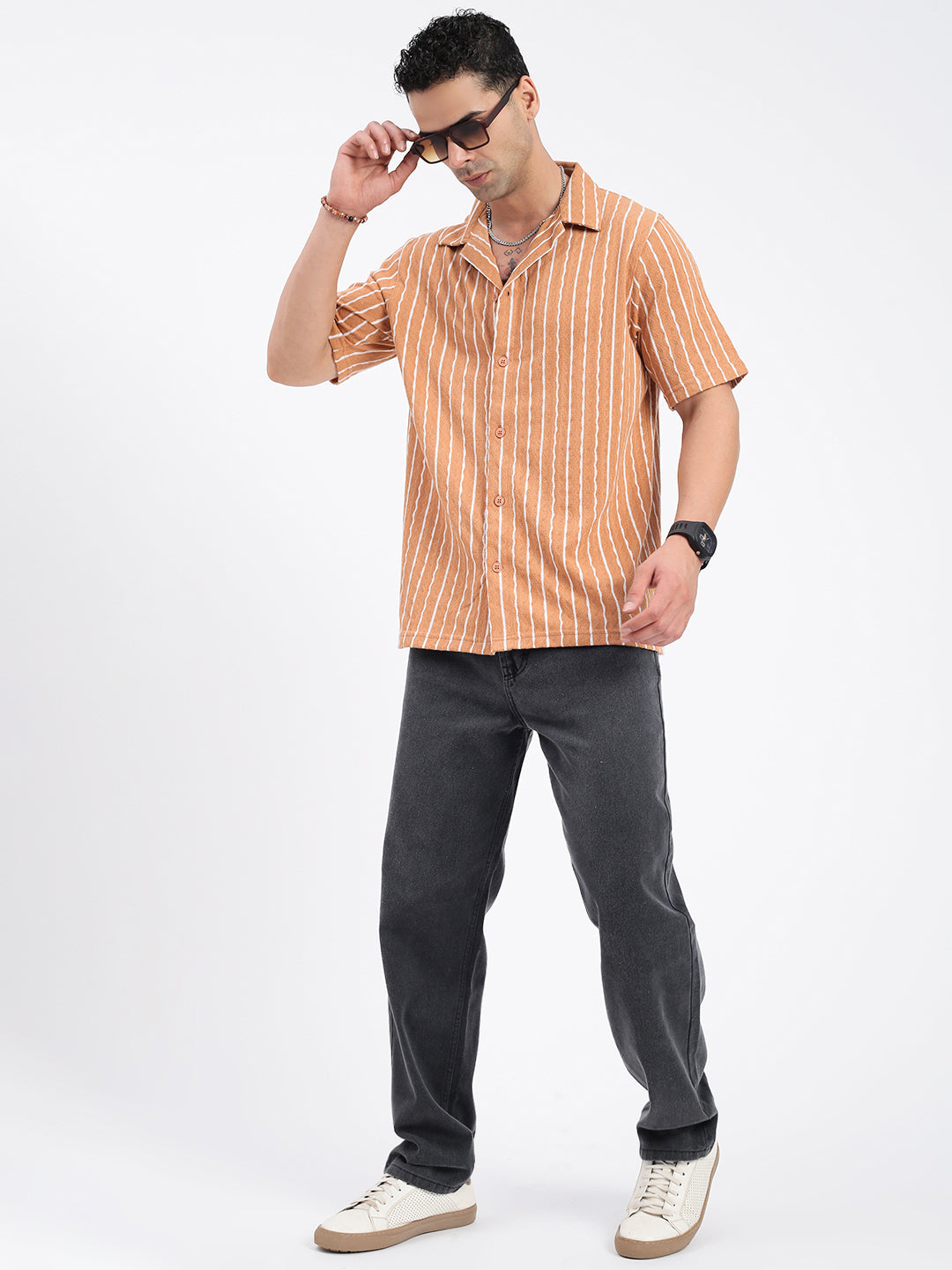 Men Solid Brown Relaxed Fit Shirt