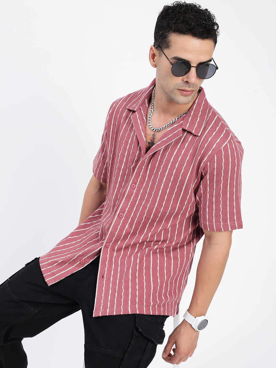 Men Solid Pink Relaxed Fit Shirt