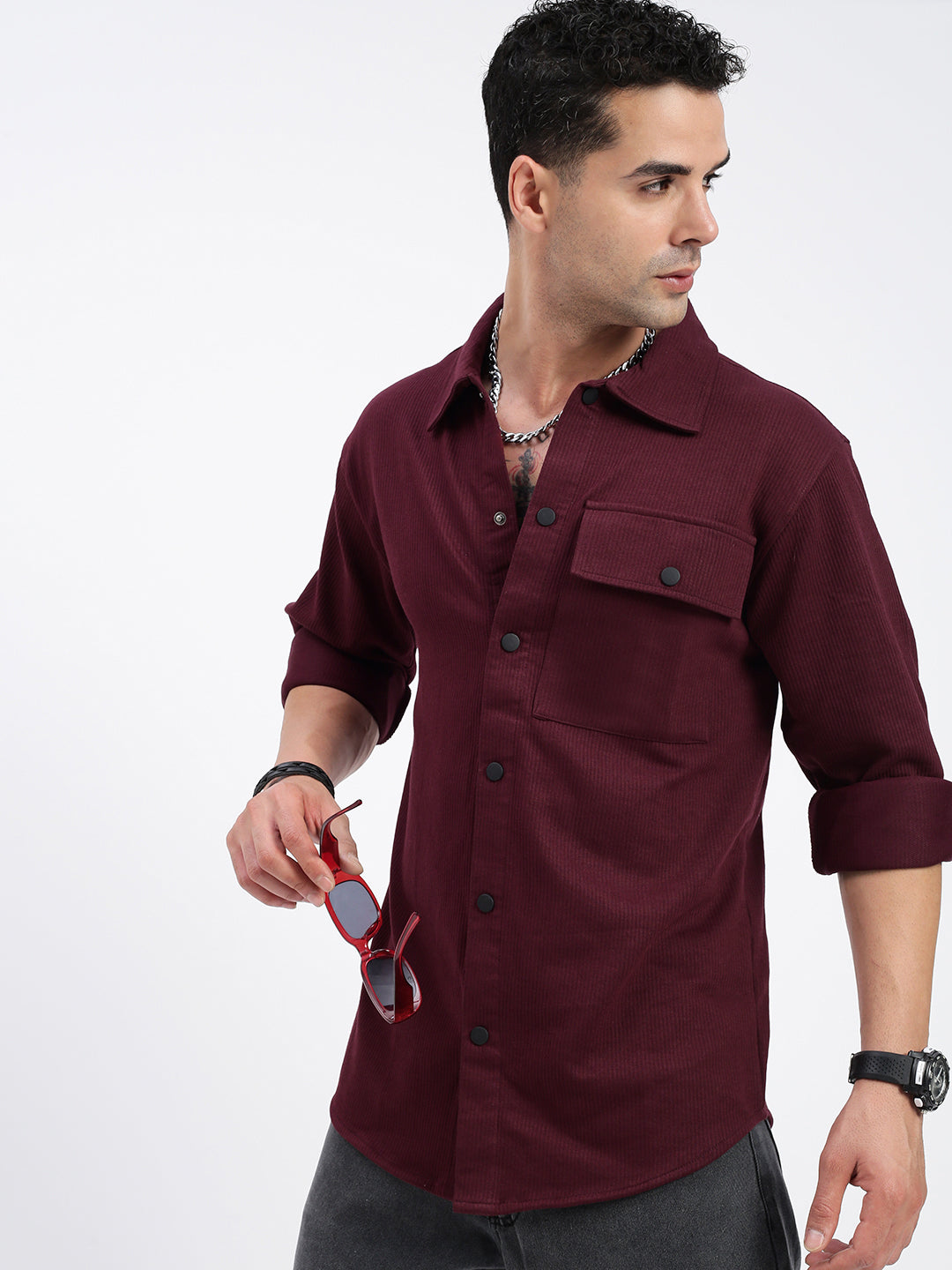 Men Solid Burgundy Slim Fit Shirt