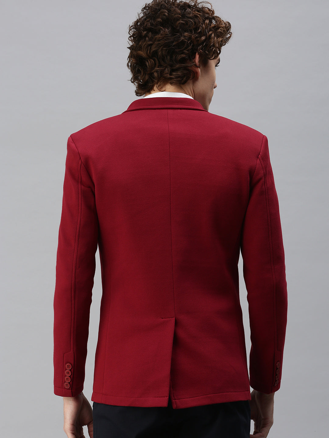 Men's Solid Maroon Single Breasted Blazer