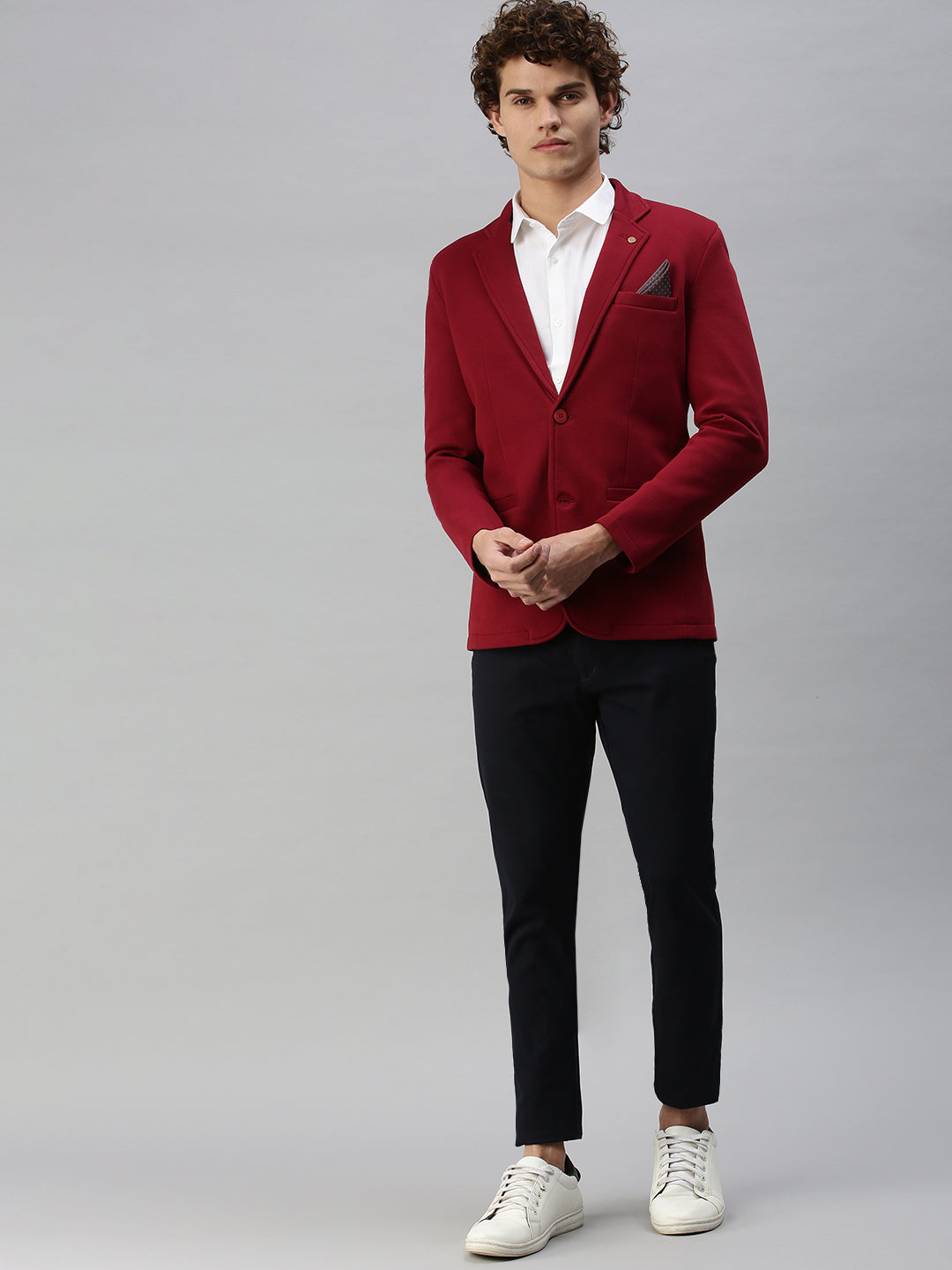 Men's Solid Maroon Single Breasted Blazer