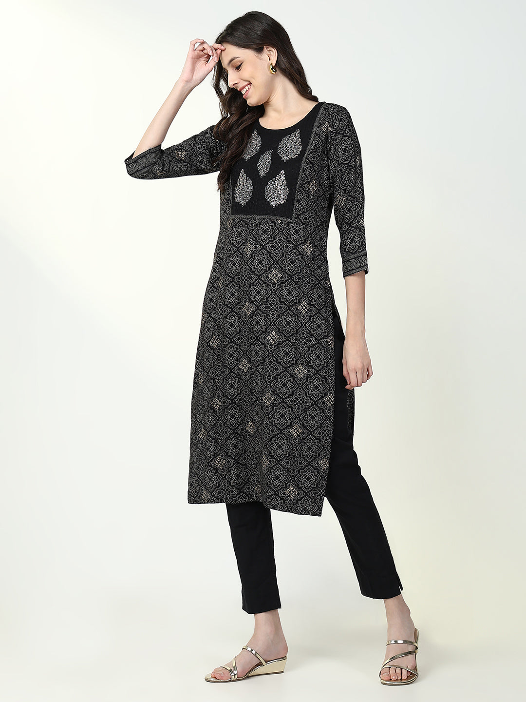 Women Black Graphic Straight Kurta