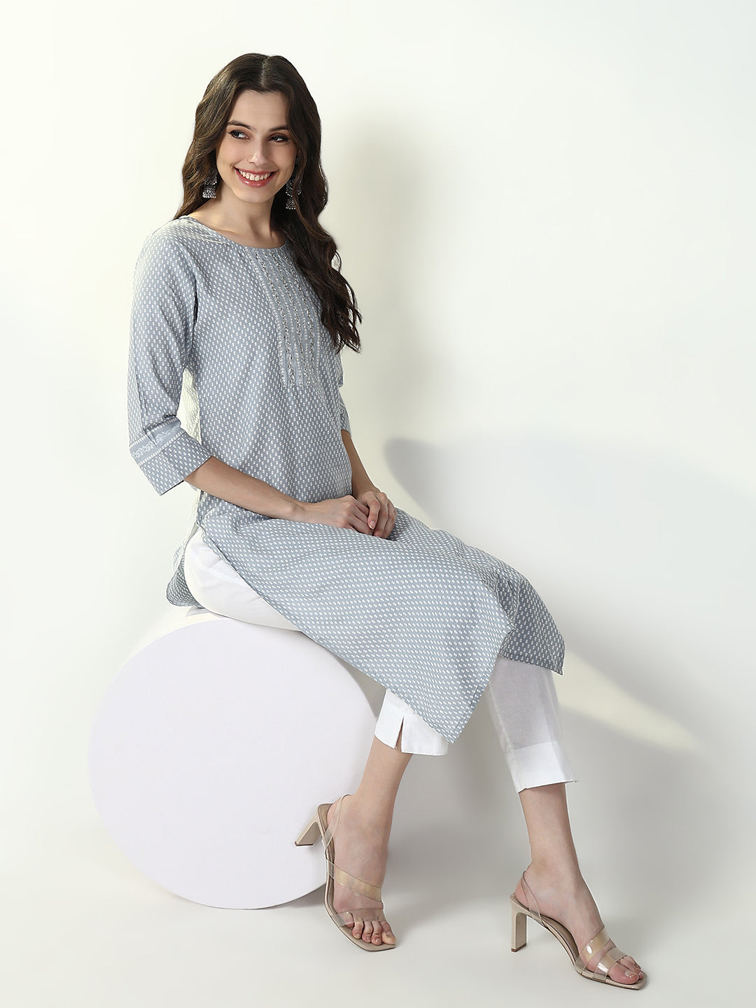 Women Grey Graphic Straight Kurta