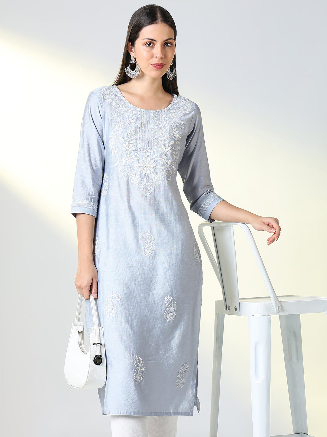 Women Grey Floral Straight Kurta