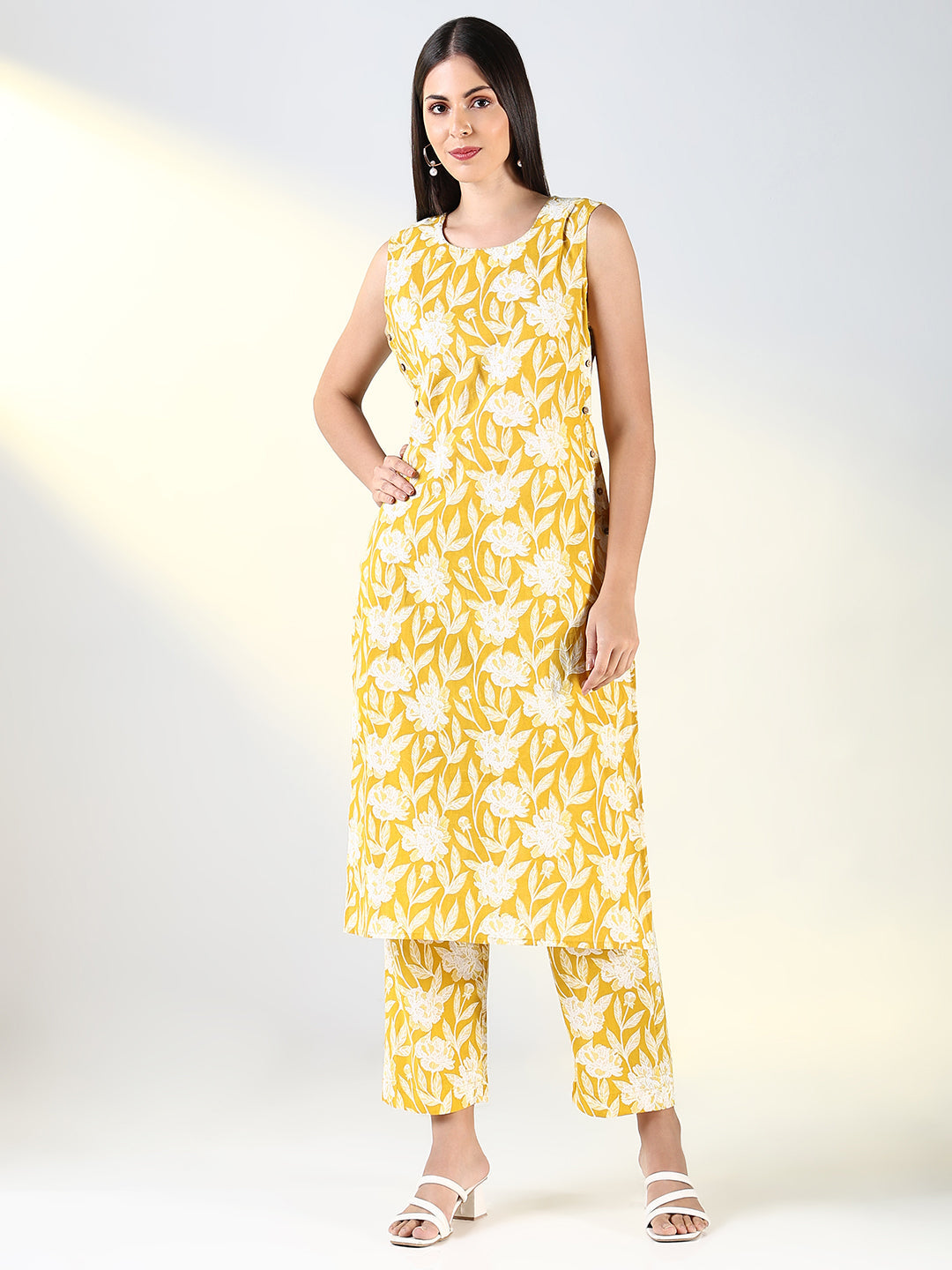 Women Yellow Floral Straight Kurta Set