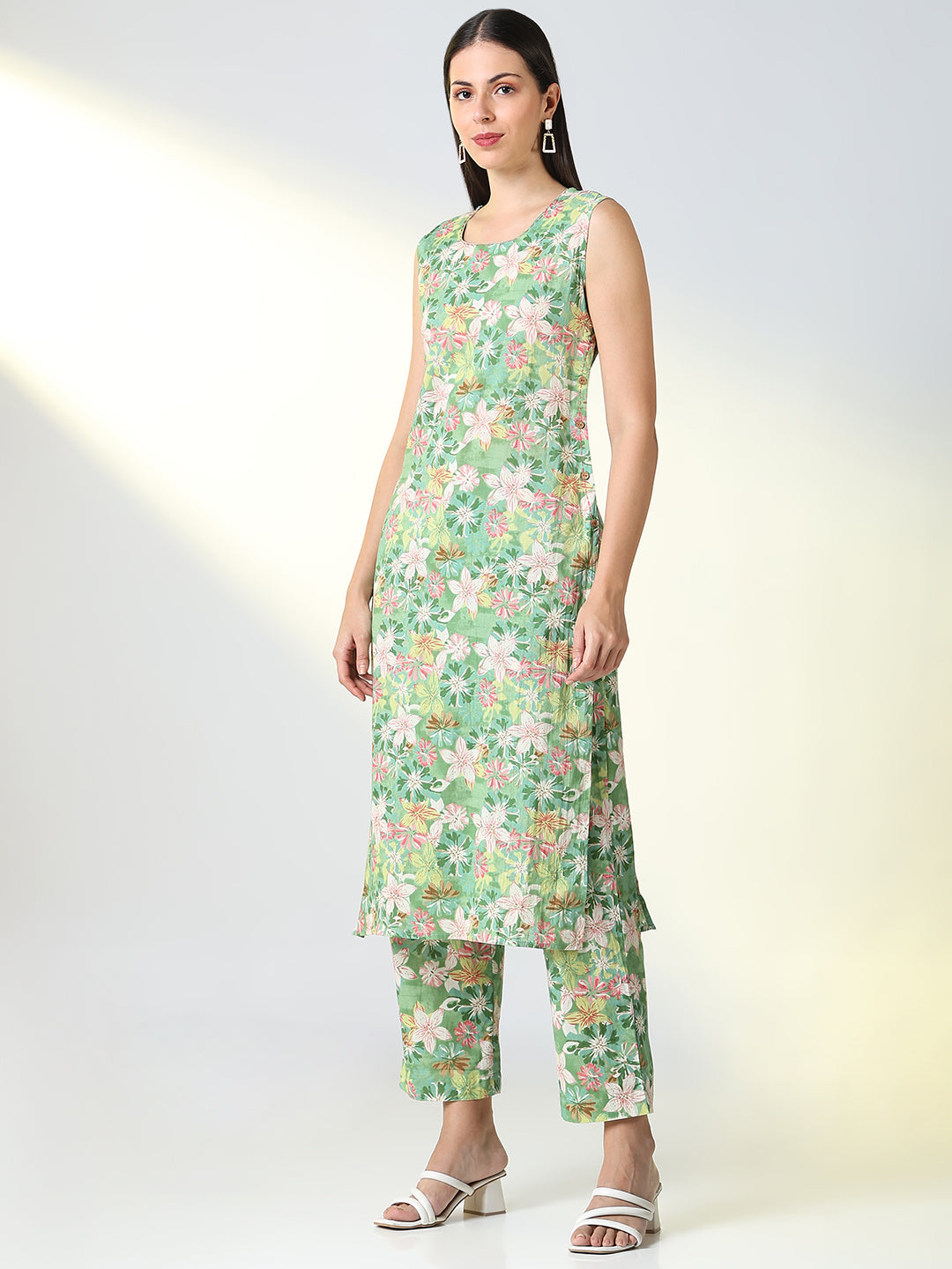 Women Green Floral Straight Kurta Set