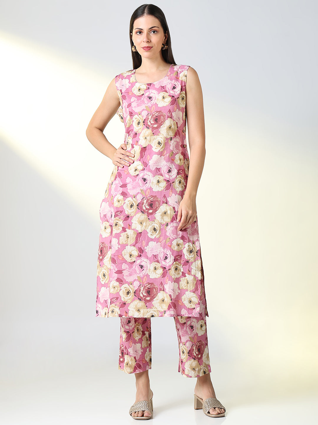 Women Pink Floral Straight Kurta Set