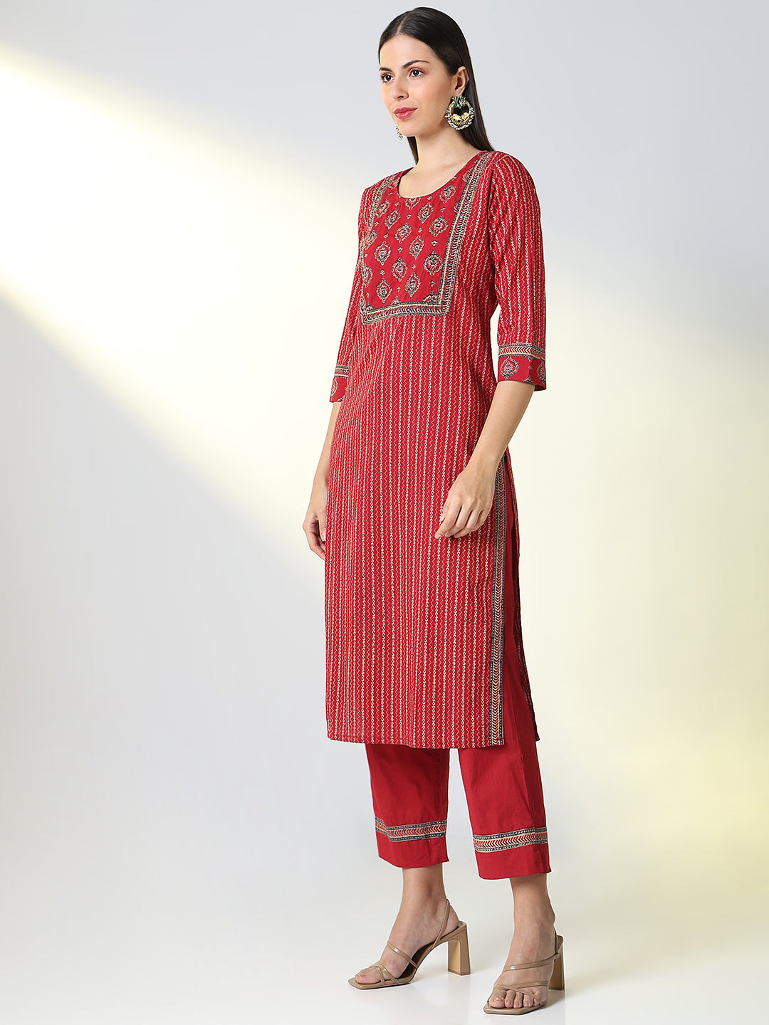 Women Maroon Striped Straight Kurta Set with Dupatta