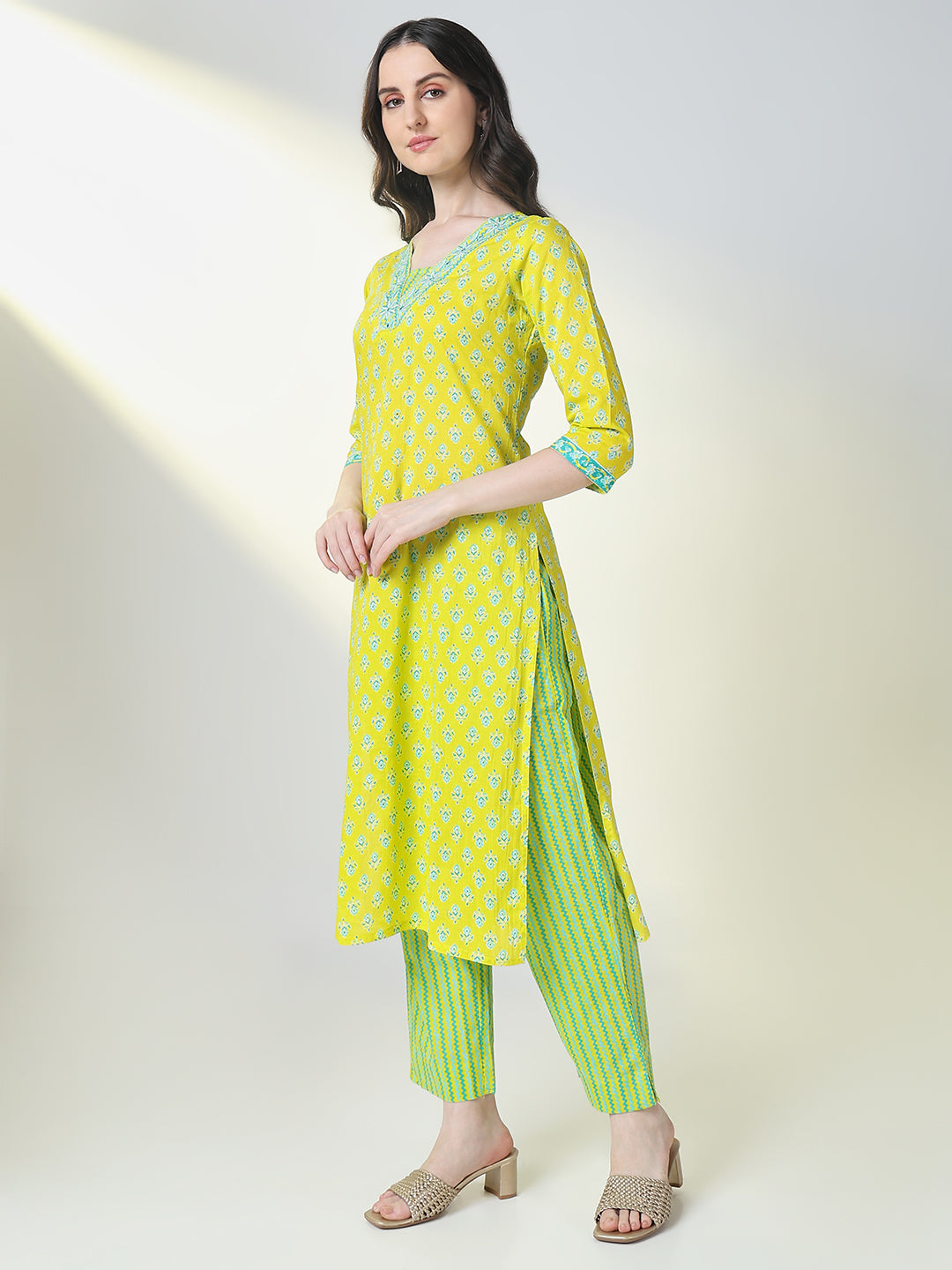 Women Yellow Floral Straight Kurta Set with Dupatta