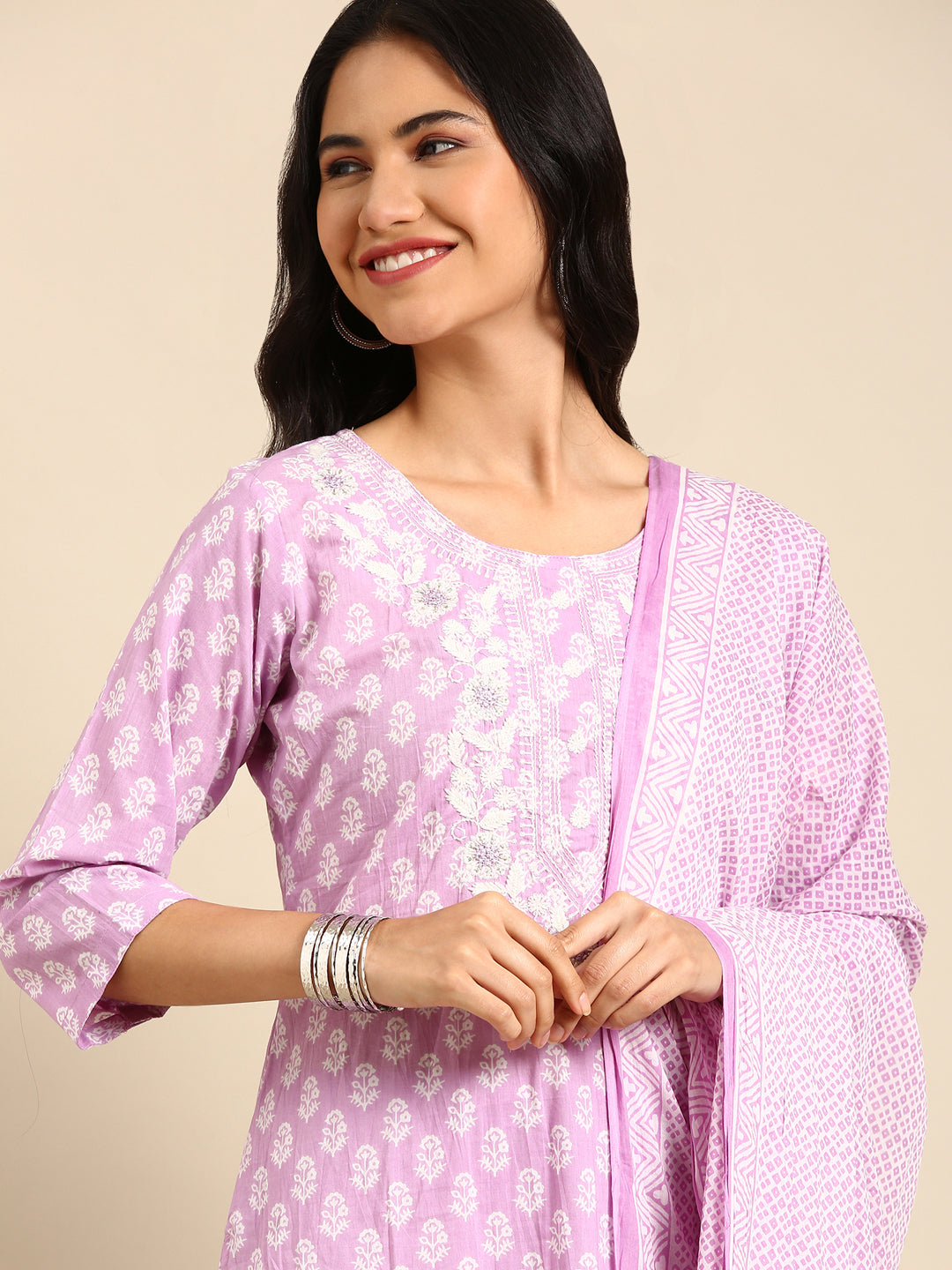 Women Graphic Purple Straight Kurta Set with Dupatta