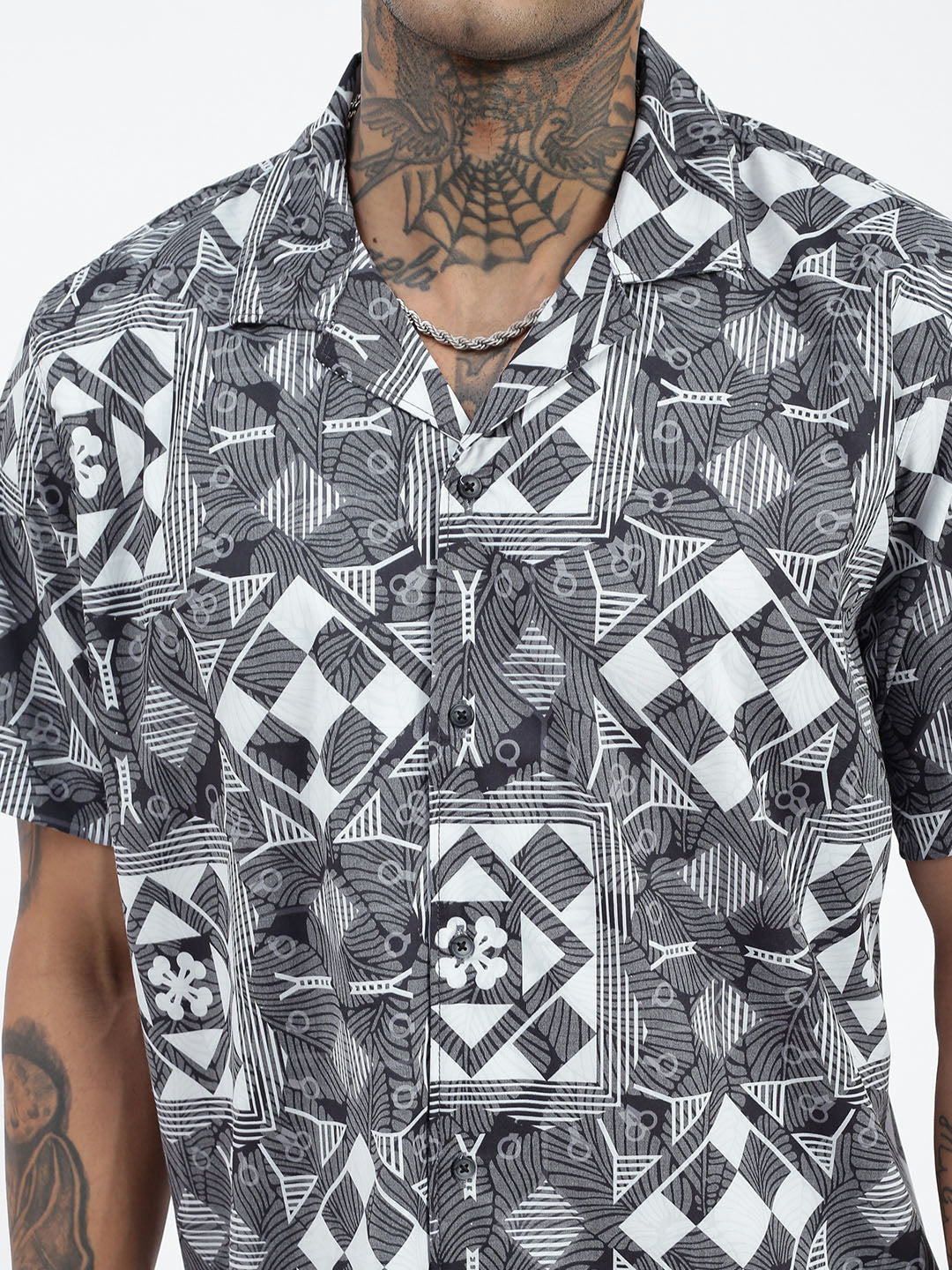 Men Geometric Grey Relaxed Fit Shirt