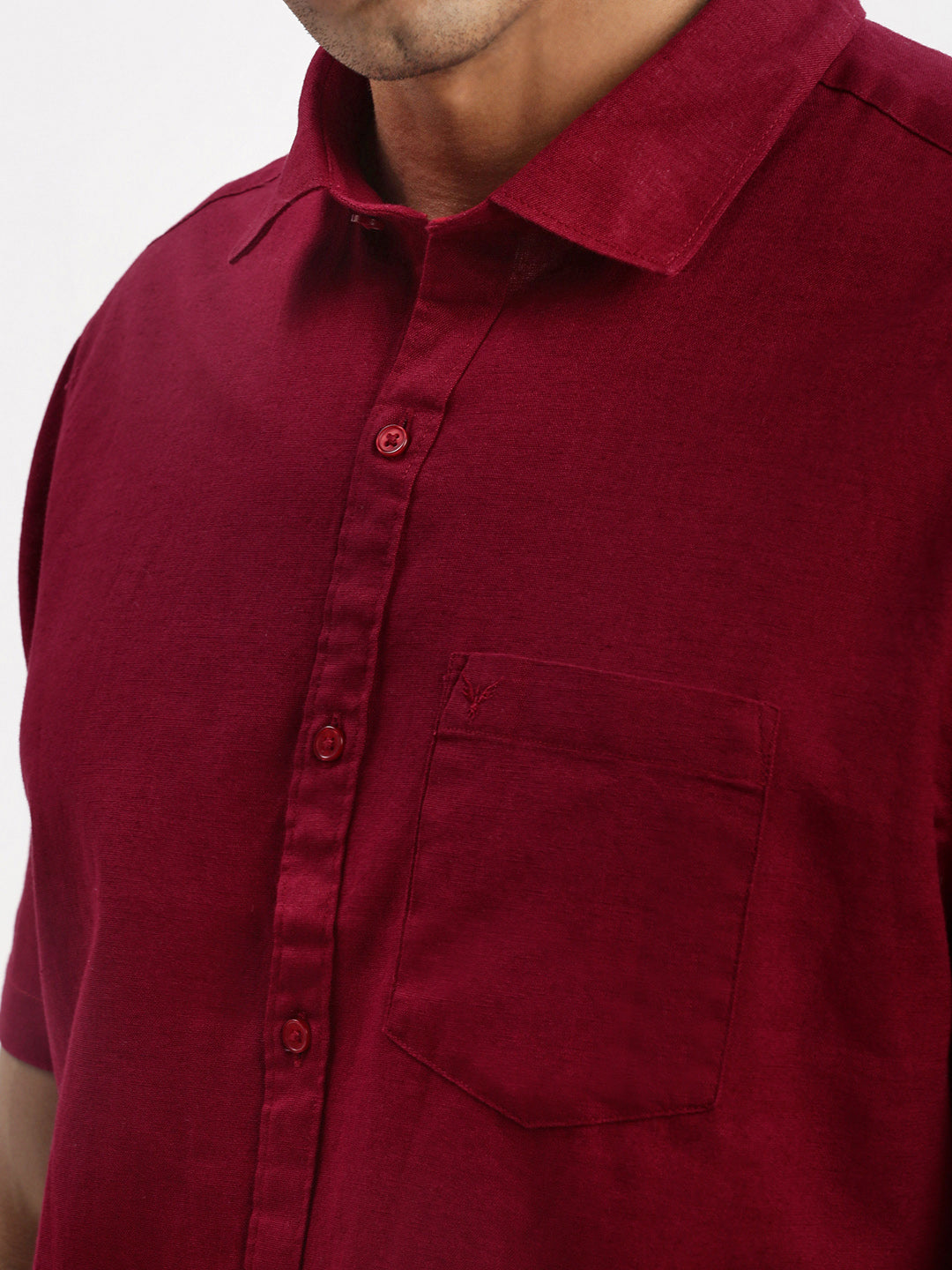 Men Maroon Solid Slim Fit Shirt