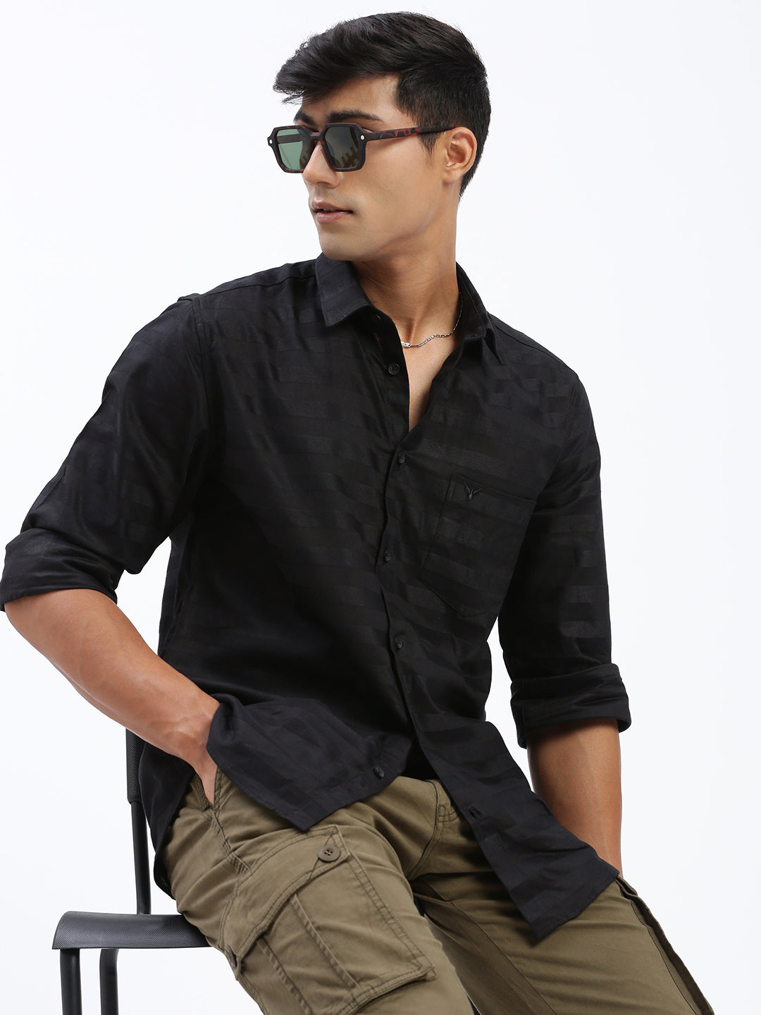 Men Solid Black Slim Fit Shirt