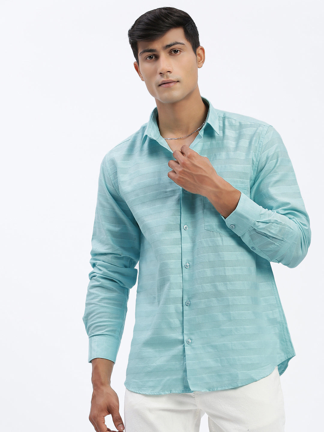 Men Solid Blue Slim Fit Shirt