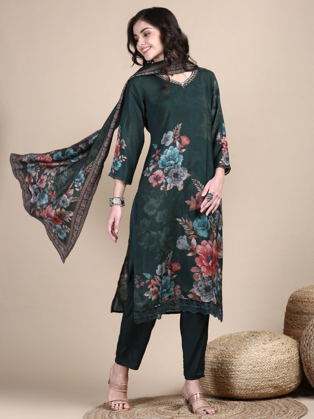 Women Floral Green Straight Kurta Set with Dupatta