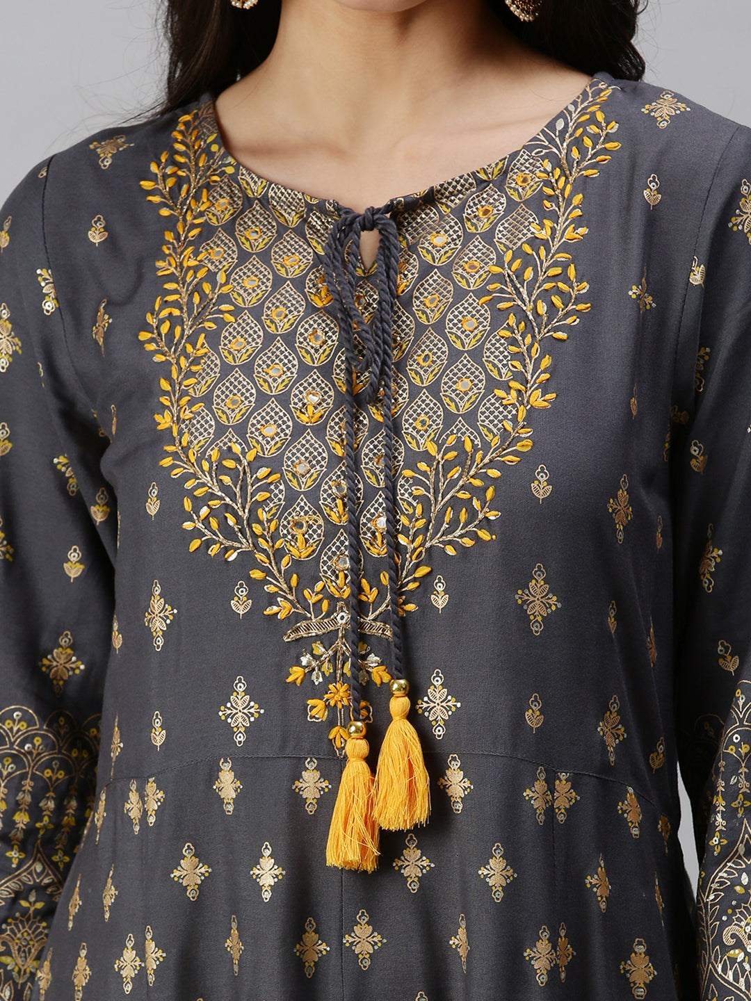 Women A-Line Grey Printed Kurta and Trousers