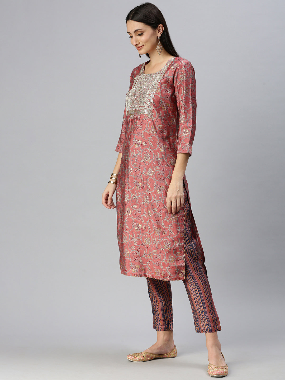 Women Straight Peach Printed Kurta and Trousers Comes with Dupatta