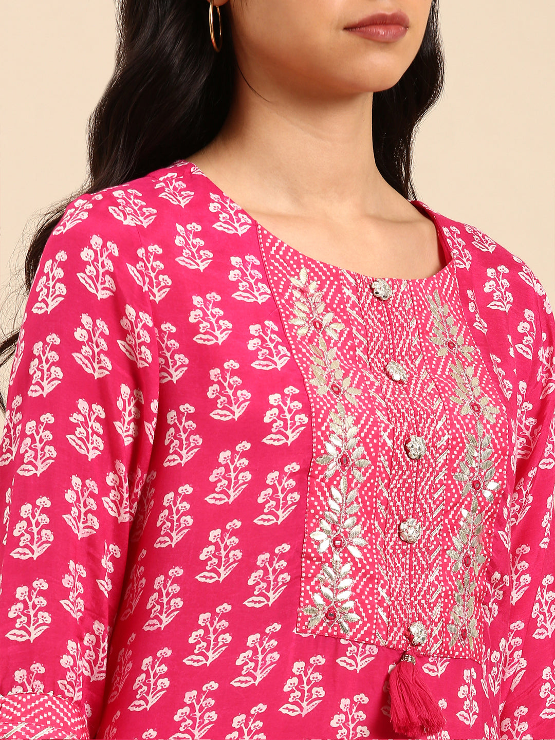 Women Graphic Pink Straight Kurta Set with Dupatta